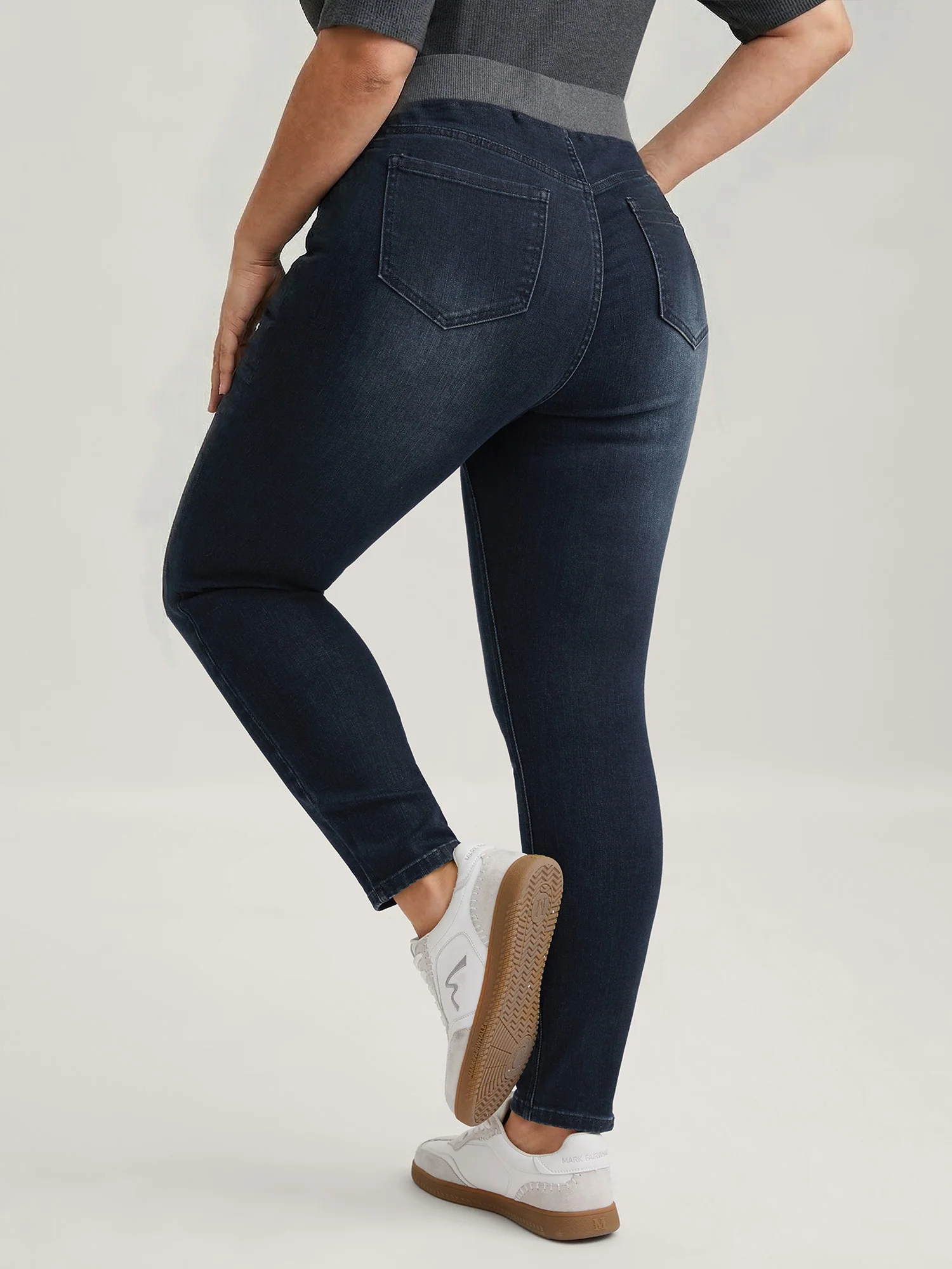 Pull-On High-Rise Skinny-Fit Jeans - Image 5