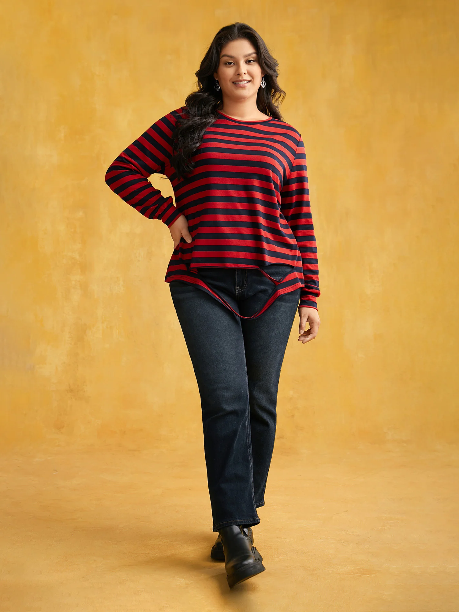 Striking Striped Relaxed Fit T-shirt - Image 3