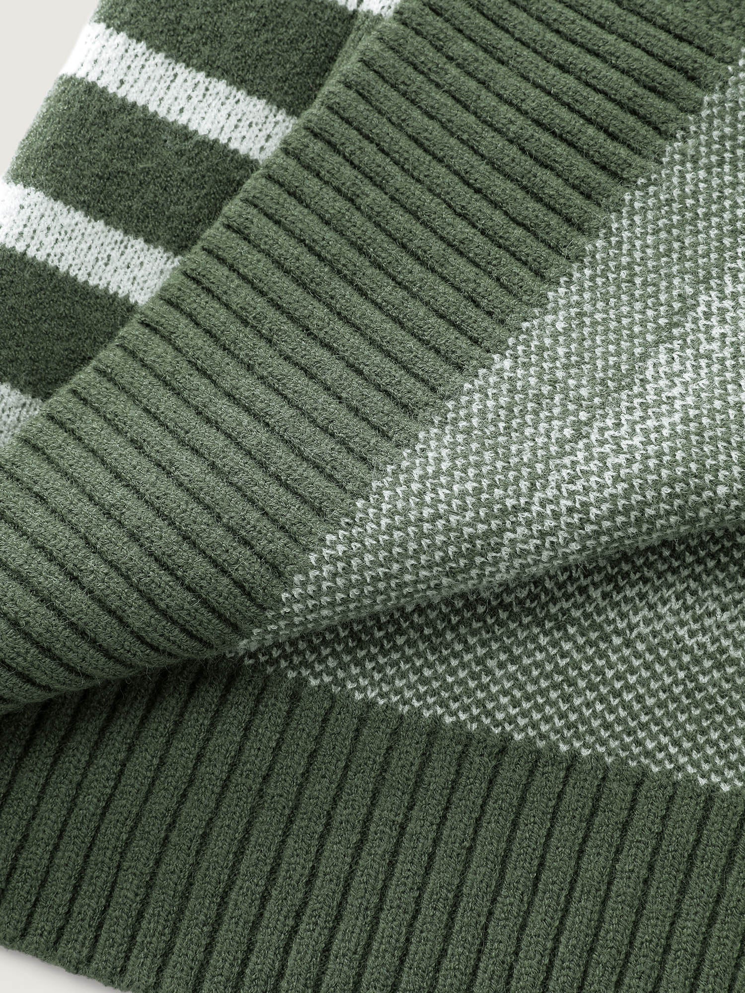 Supersoft Stripe Checkered Pockets Knit Cardigan - Image 5