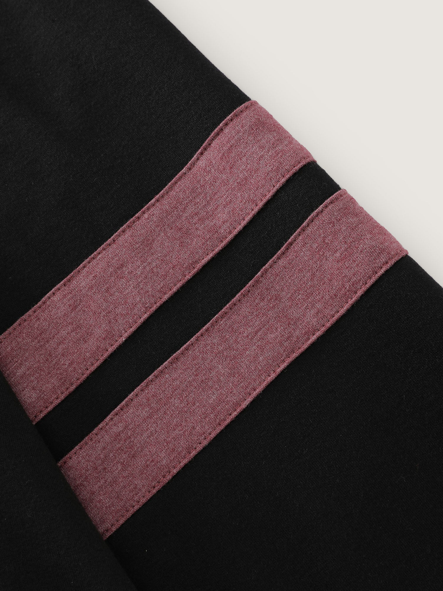 Stripe Color Contrast High Neck Sweatshirt - Image 5