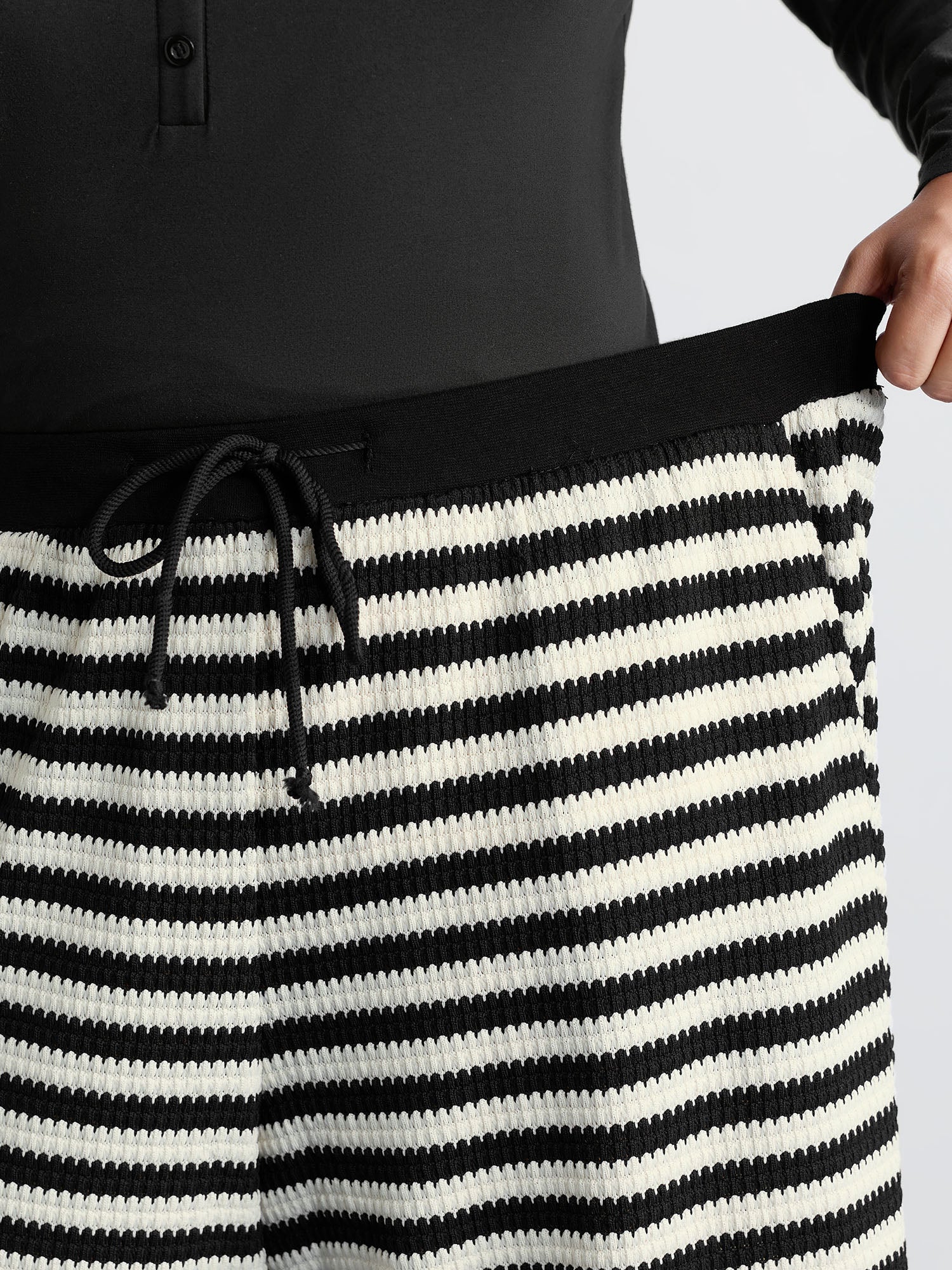 Stripe Drawstring Waist Straight-Leg Pants - Image 4