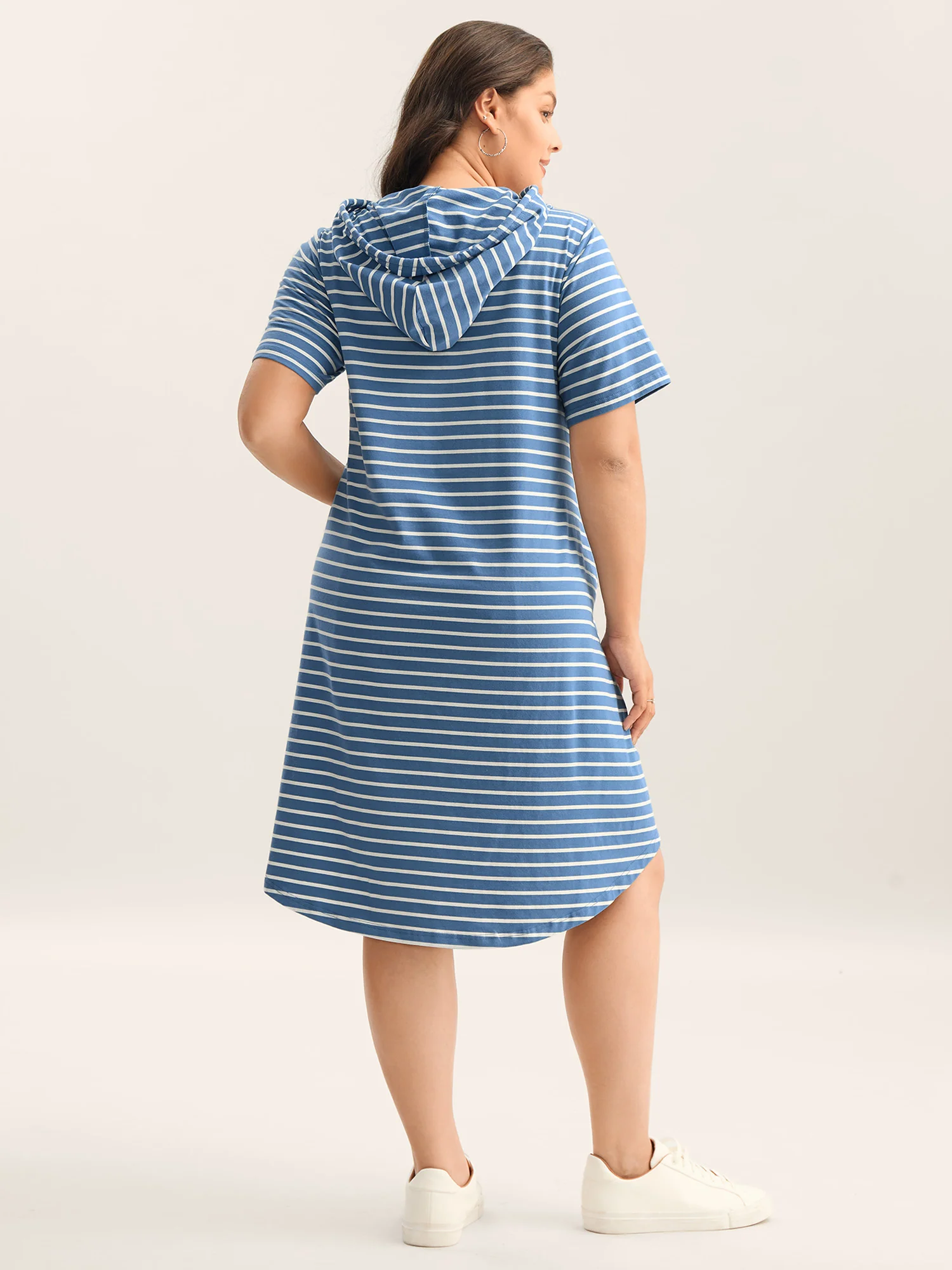 Stripe Print Curvy Hem Hooded Mini Dress - Image 4