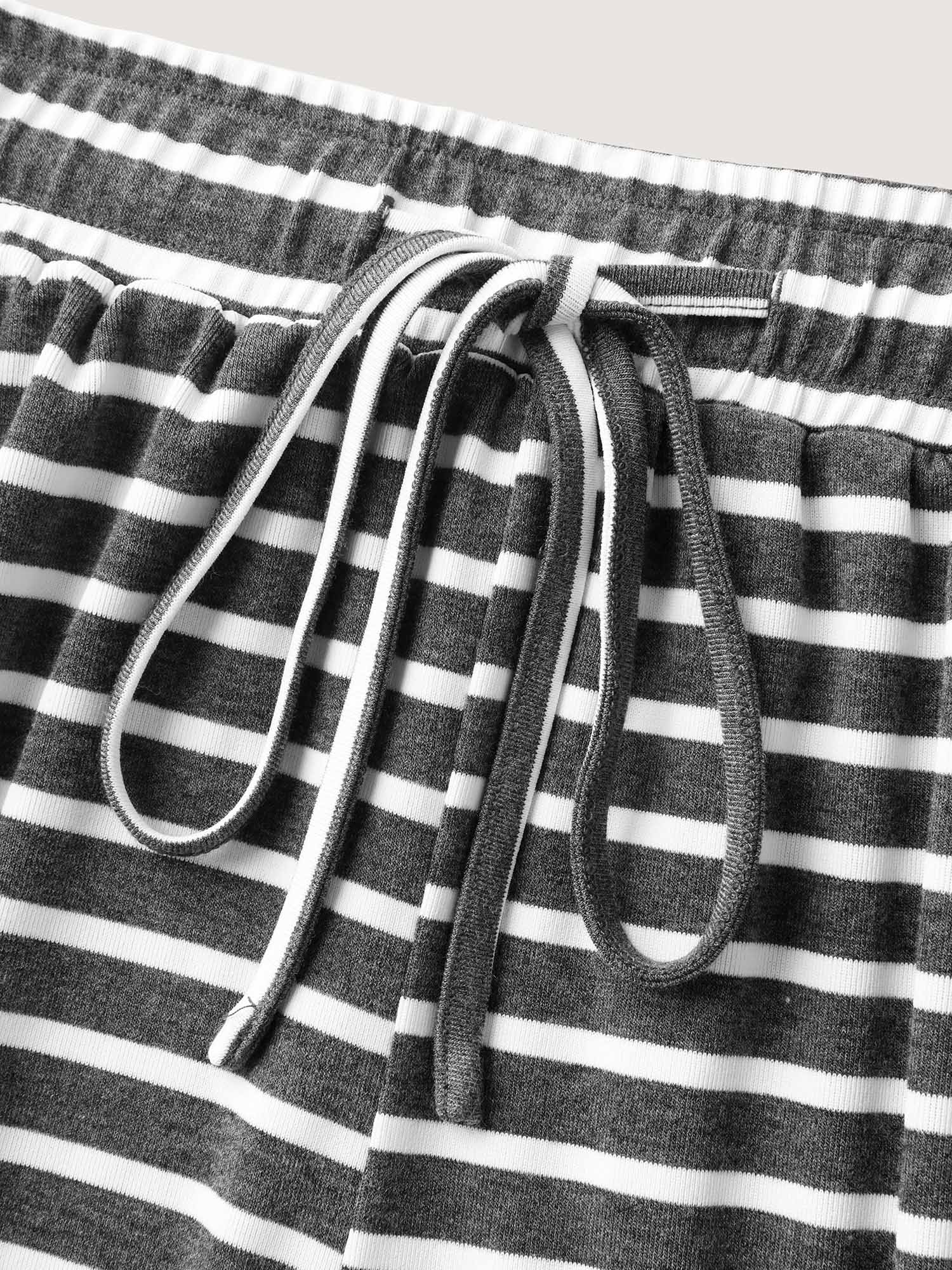 Stripe Print Drawstring Straight-Leg Shorts - Image 5