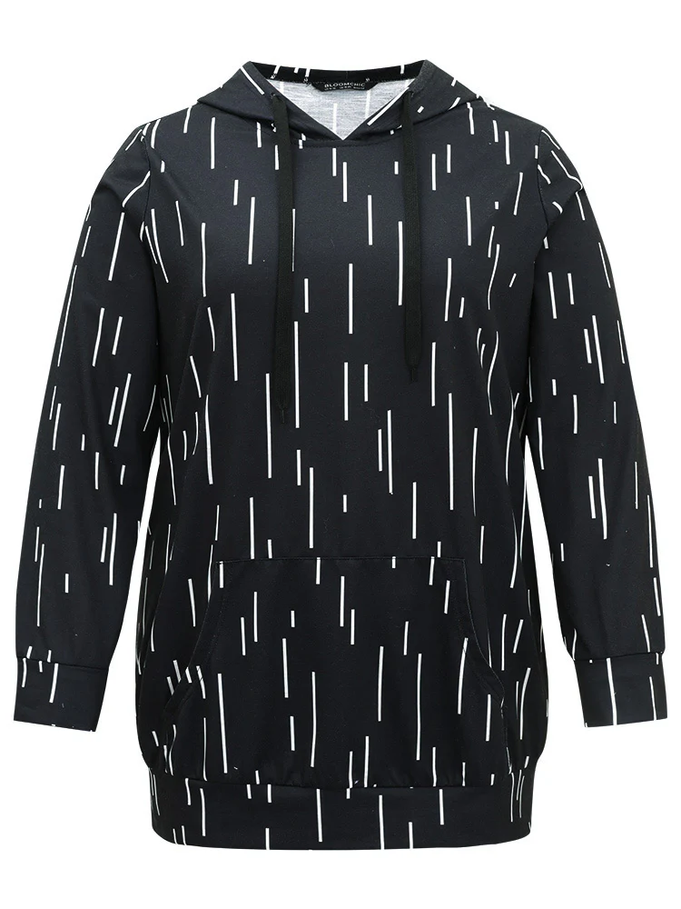 Striped Asymmetrical kangaroo pocket Hooded Sweatshirt - Image 7