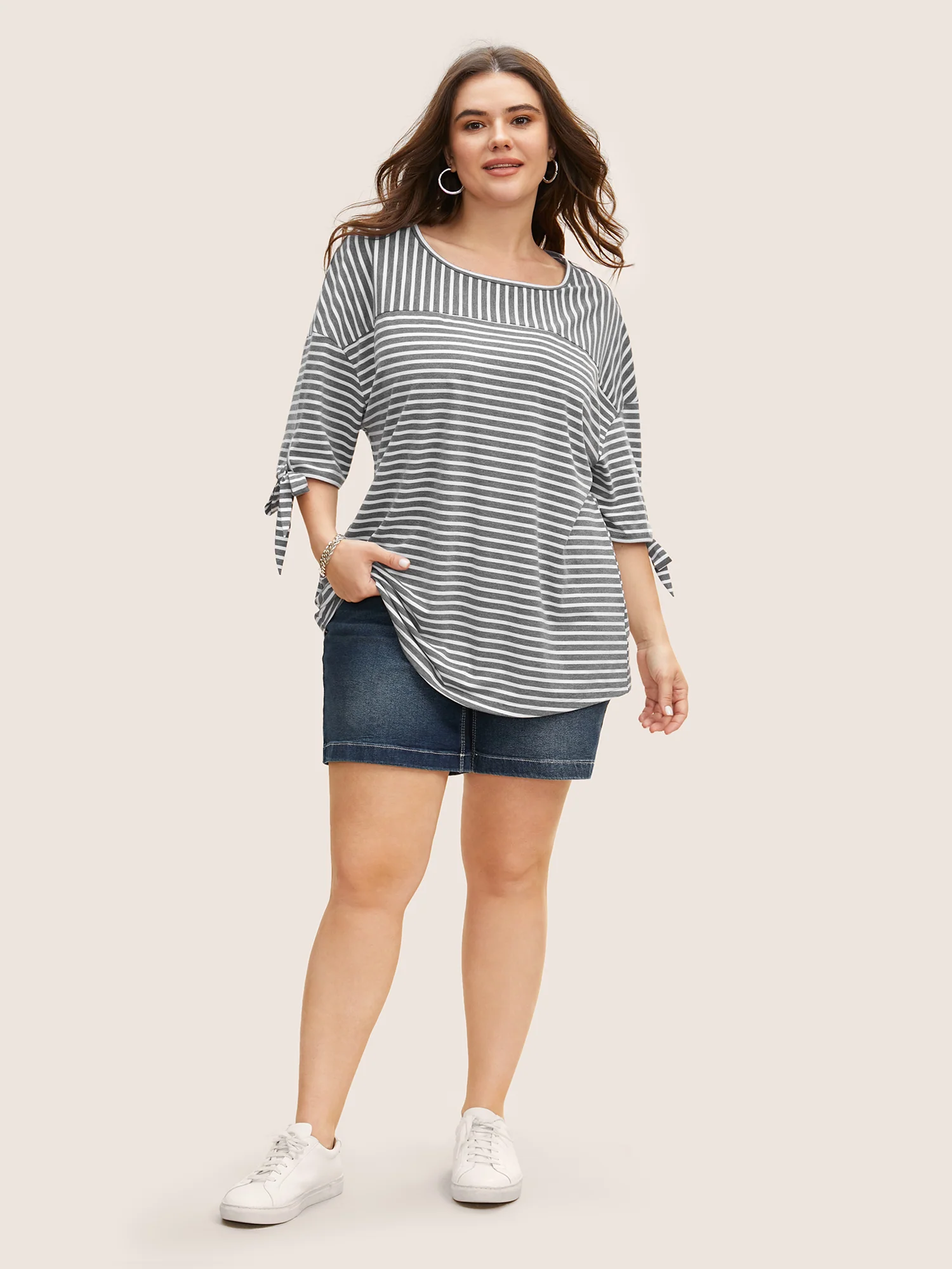 Striped Boat Neck Tie Knot T-shirt - Image 3