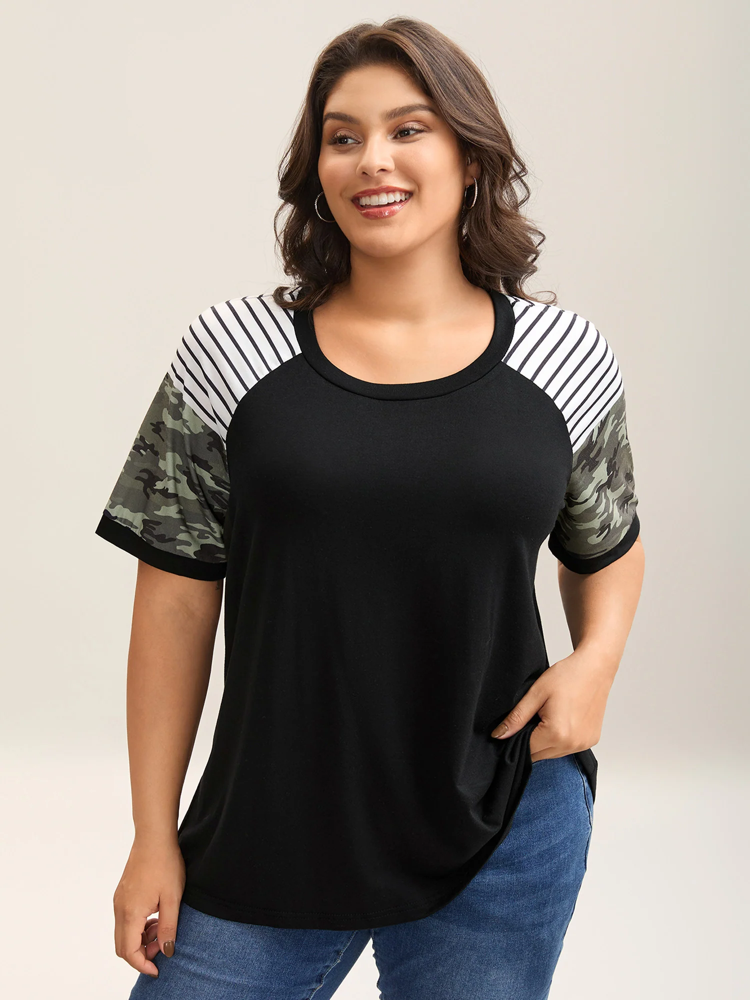 Striped Camouflage Print Round Neck T-Shirt - Image 2