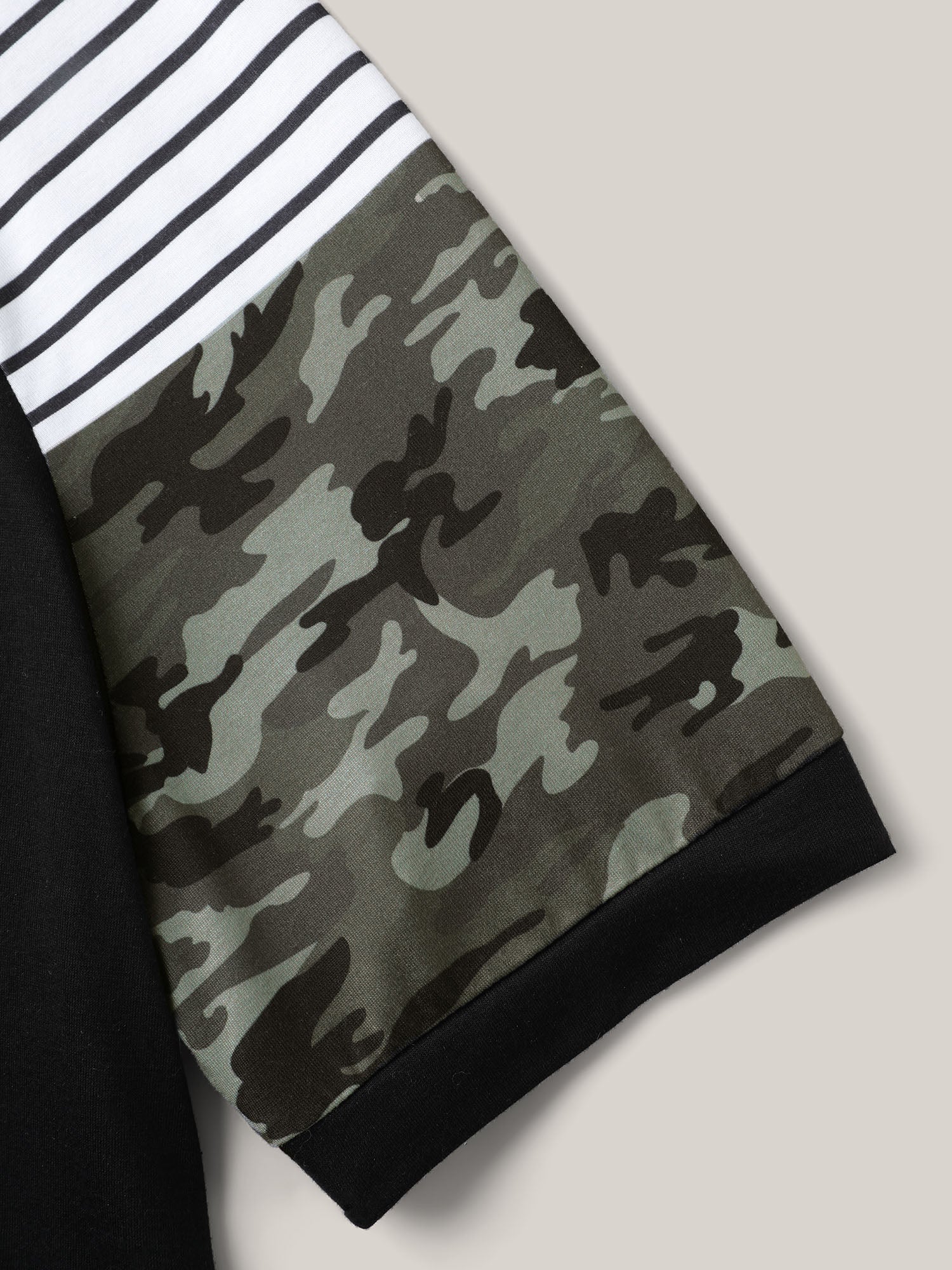Striped Camouflage Print Round Neck T-Shirt - Image 5