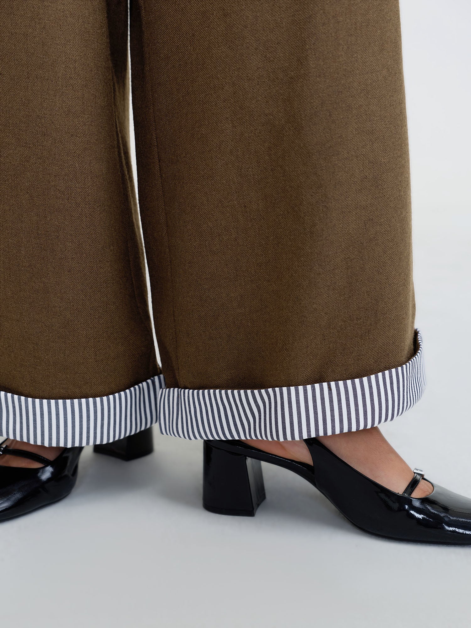 Striped Color-Blocked Hem Pants - Image 4