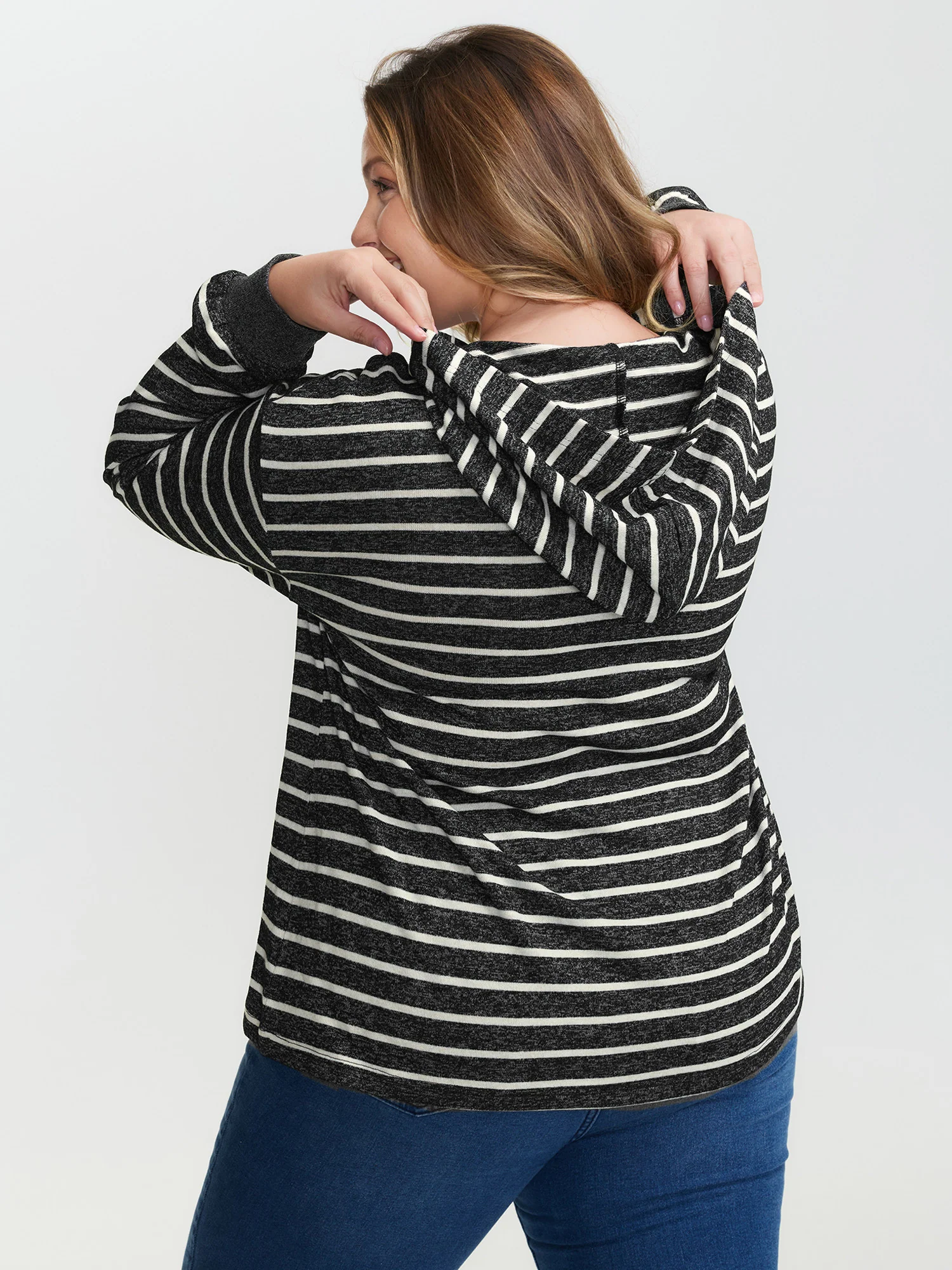 Striped Color Contrast Button Hoodie - Image 5