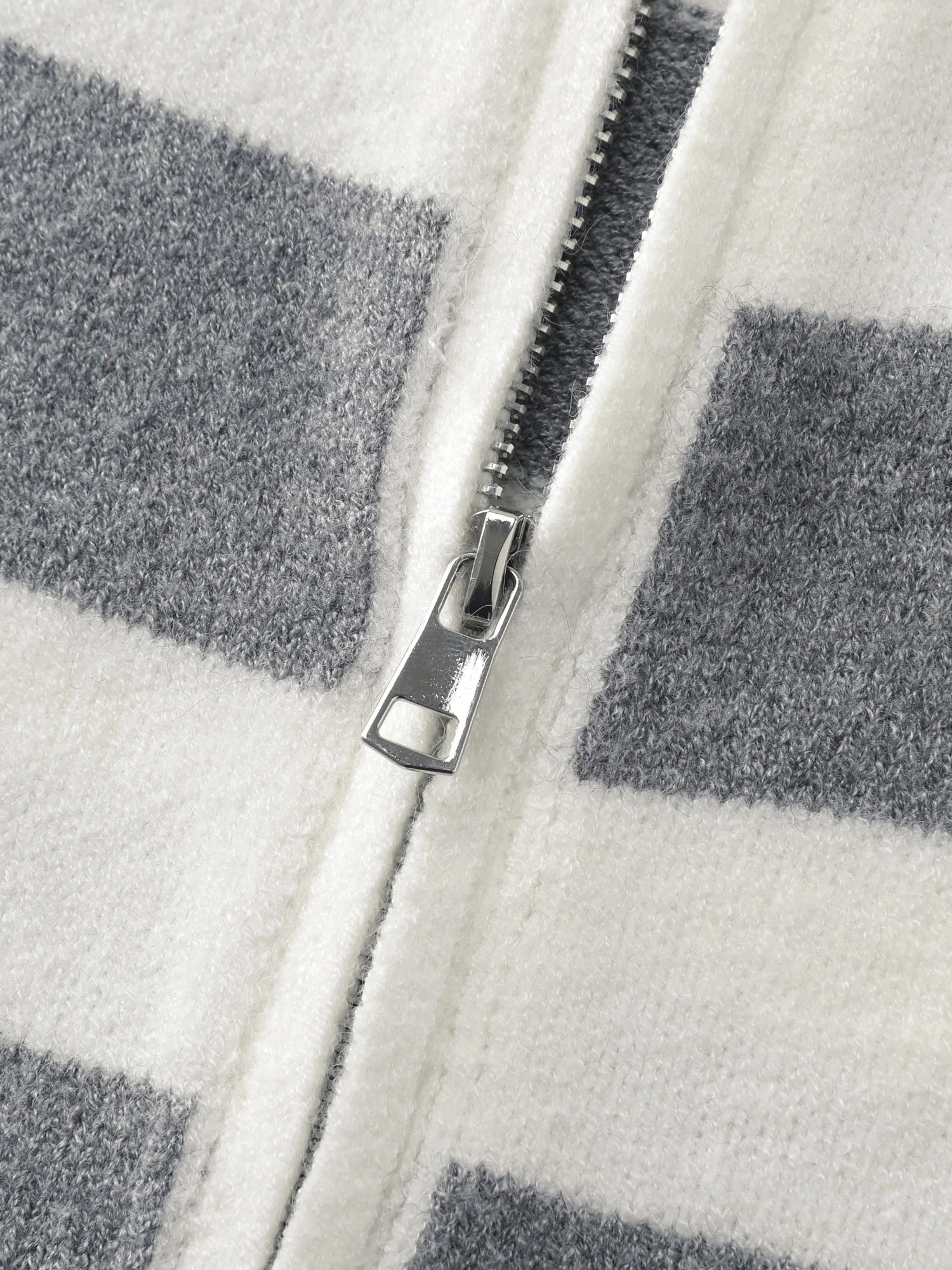 Striped Color Contrast Hooded Cardigan - Image 5