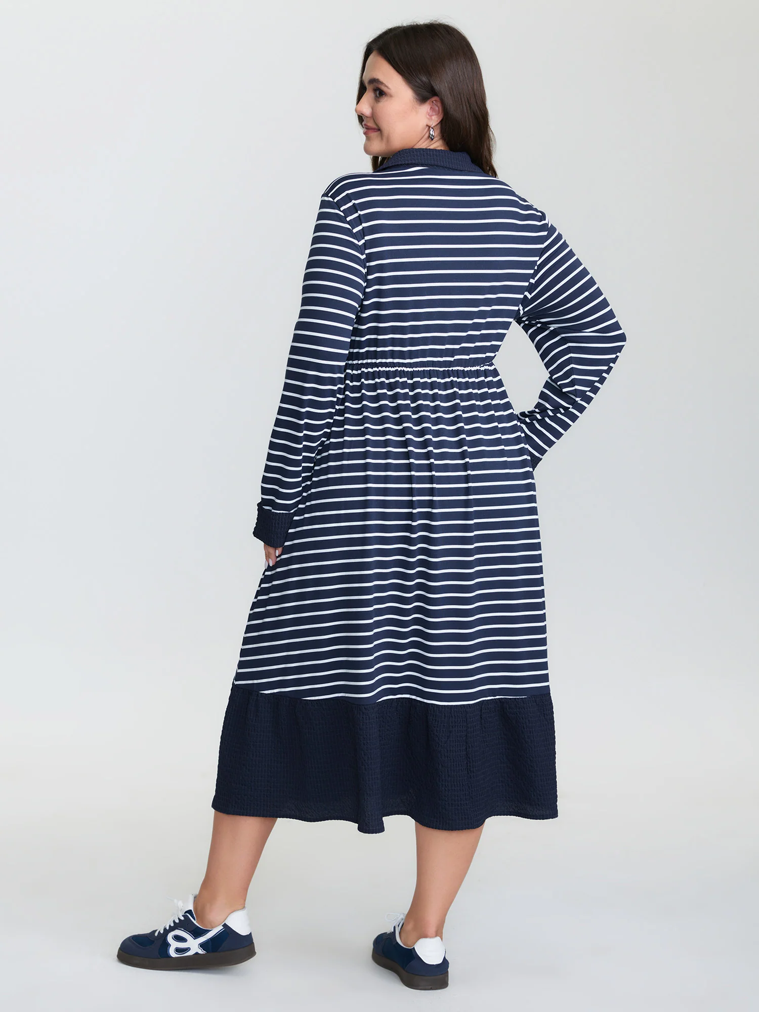 Striped Color Contrast Textured Midi Dress - Image 4