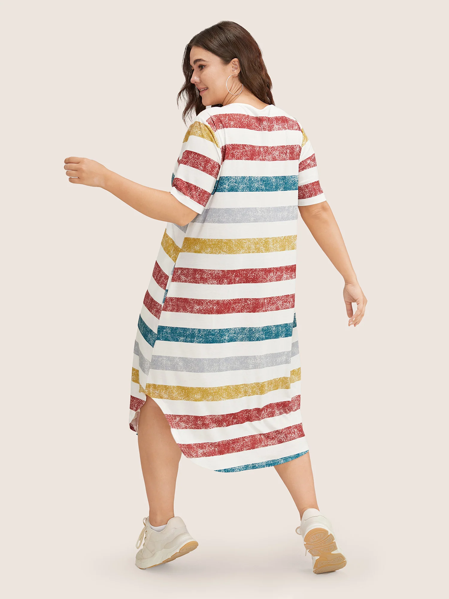 Striped Contrast Arc Hem V Neck Pocket Dress - Image 4