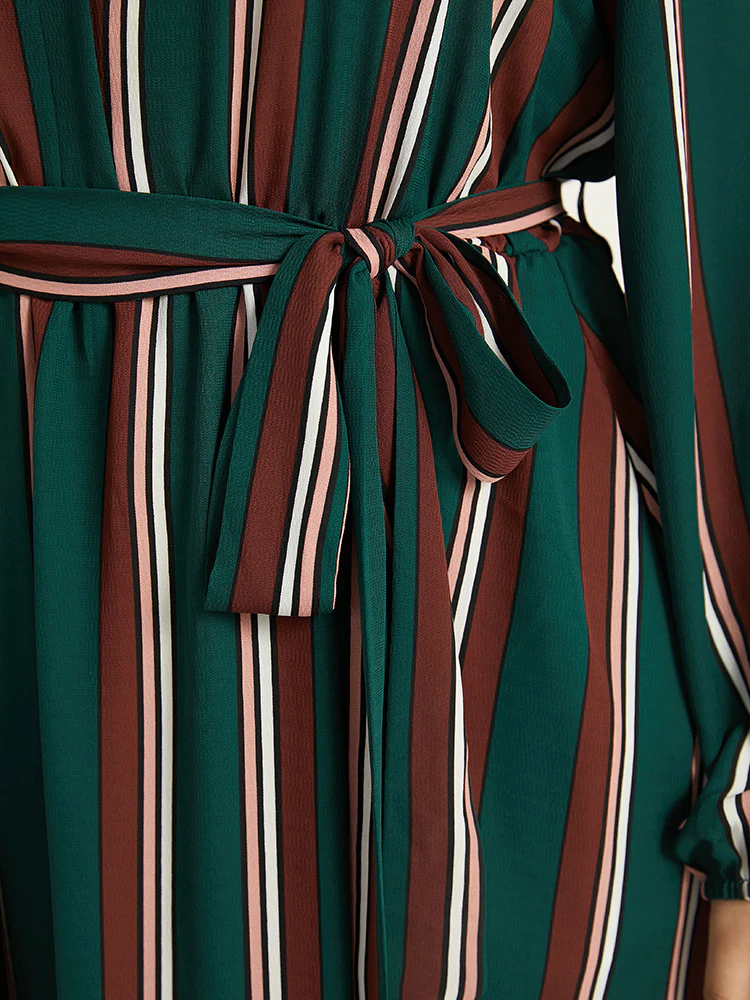 Striped Contrast Crew Neck Belted Dress - Image 5