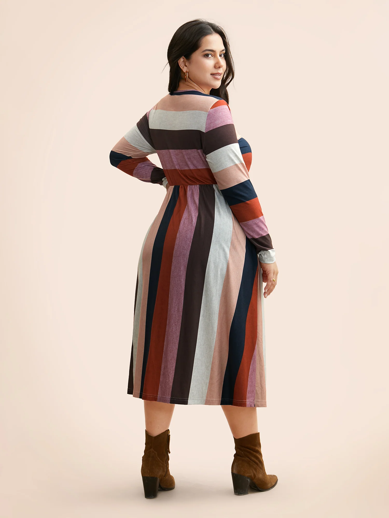Striped Contrast Crew Neck Knit Dress - Image 3