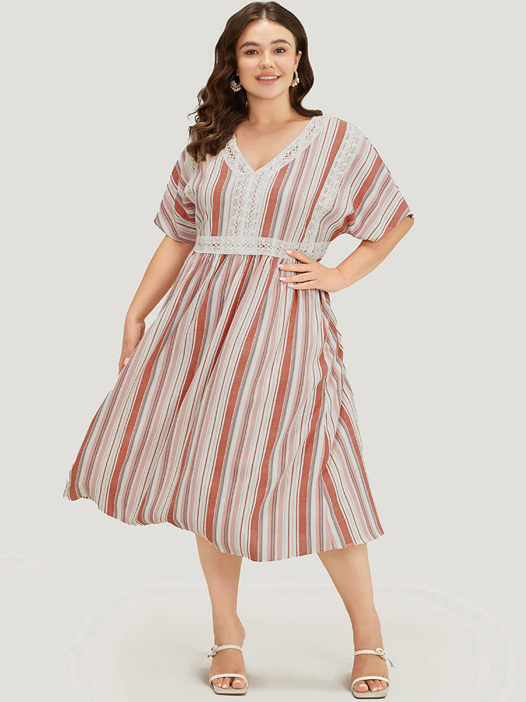 Striped Contrast Pocket Lace Batwing Sleeve Midi Dress - Image 2