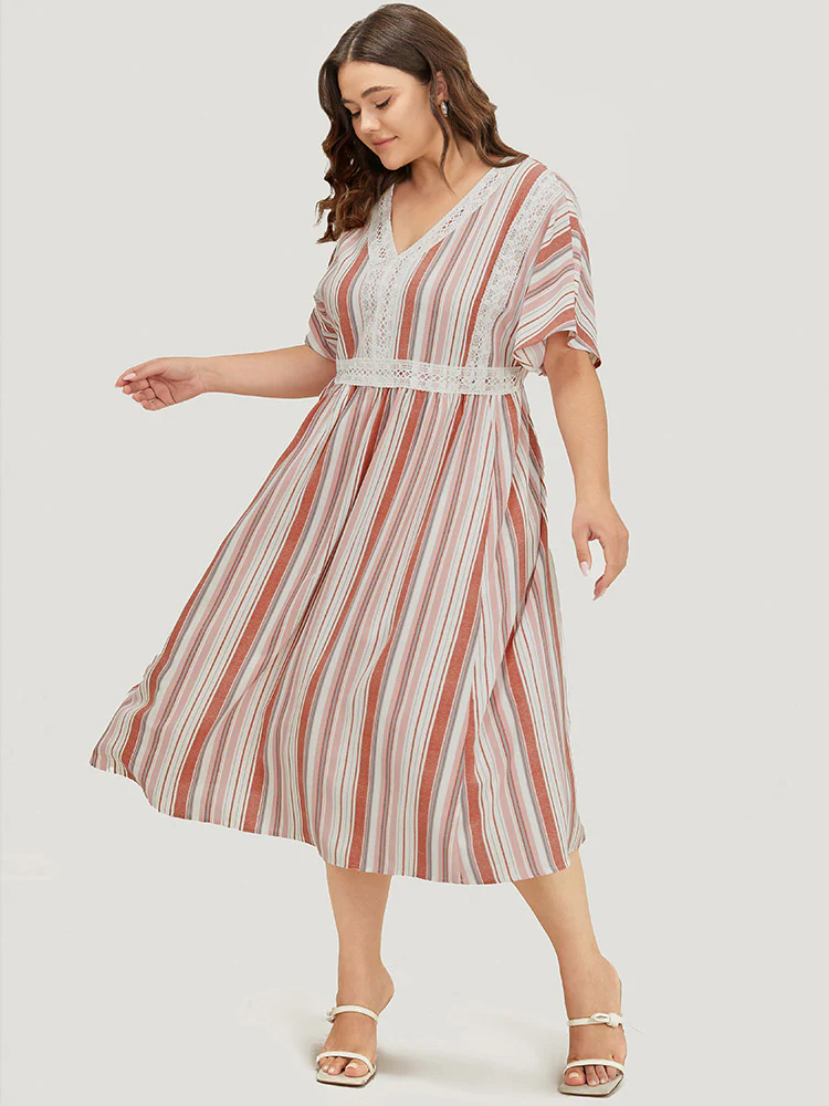 Striped Contrast Pocket Lace Batwing Sleeve Midi Dress - Image 4