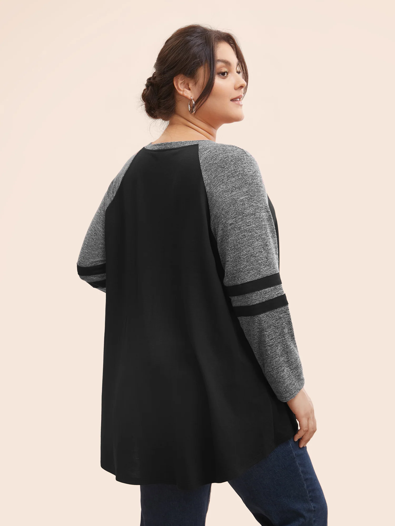 Striped Contrast Pocket Raglan Sleeve High Low Hem Sweatshirt - Image 24