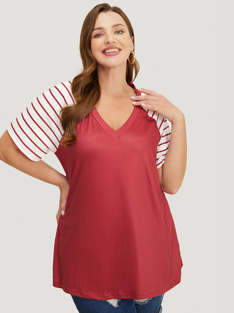Striped Contrast Raglan Sleeve V Neck T-shirt - Image 3