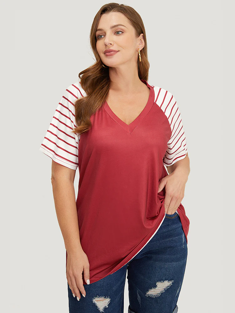 Striped Contrast Raglan Sleeve V Neck T-shirt - Image 4