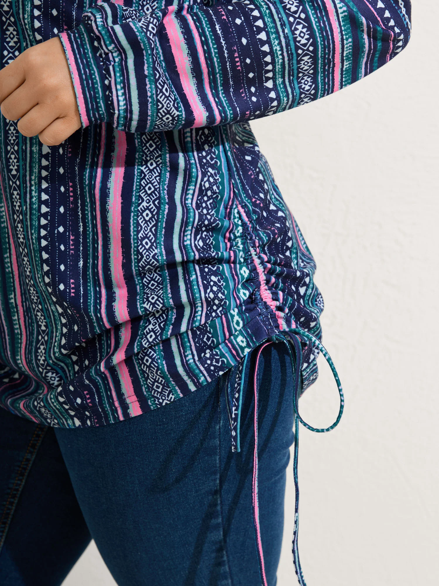 Striped Drawstring Color Contrast Sweatshirt - Image 3