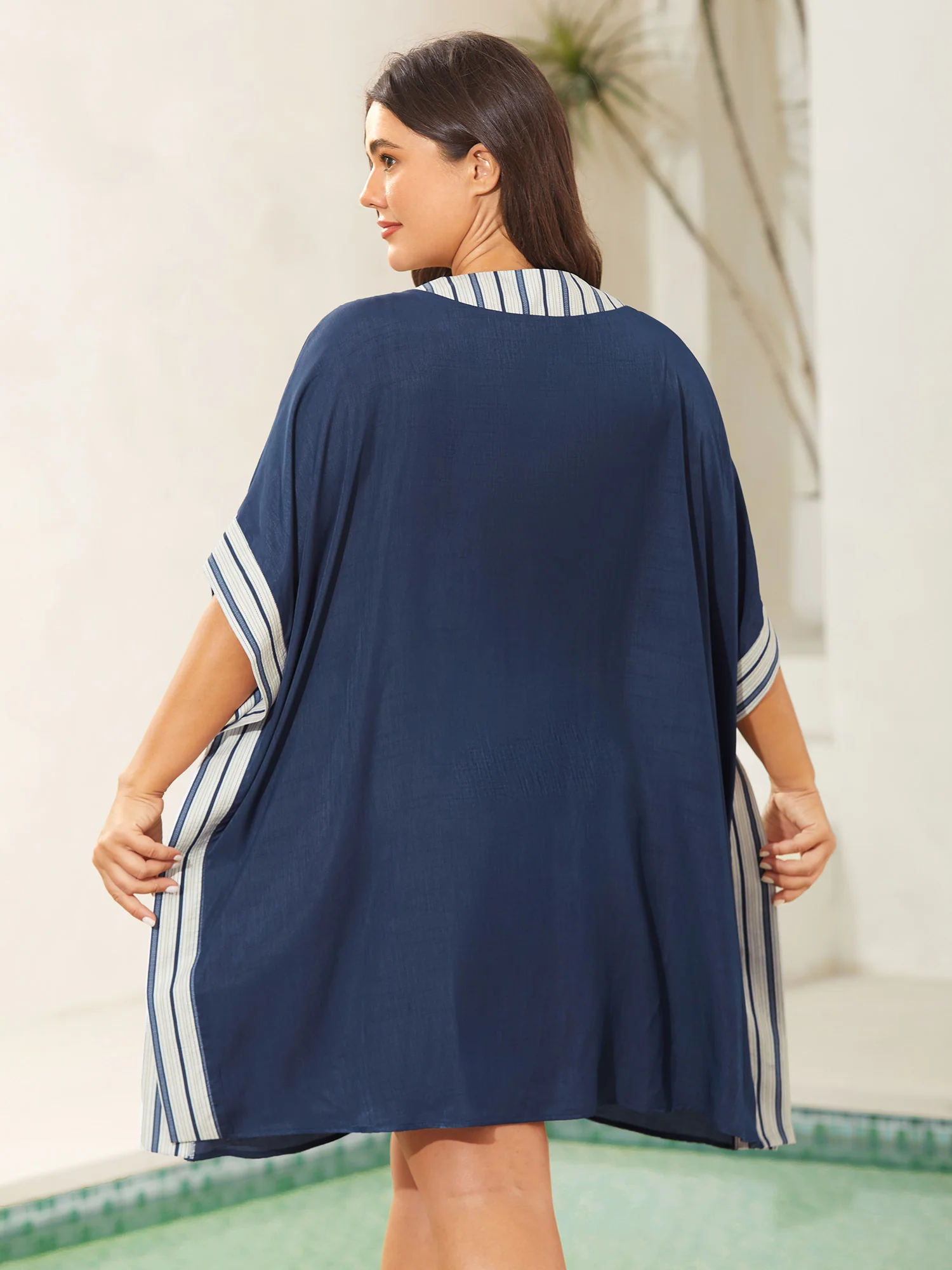 Striped Hem Tassel Solid Kimono - Image 4