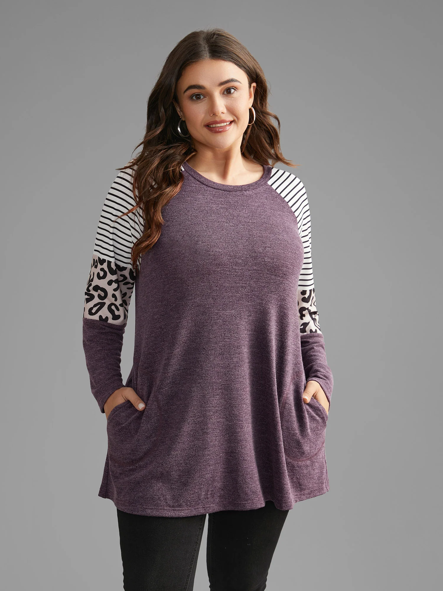 Striped Patchwork Leopard Pocket T-shirt - Image 3