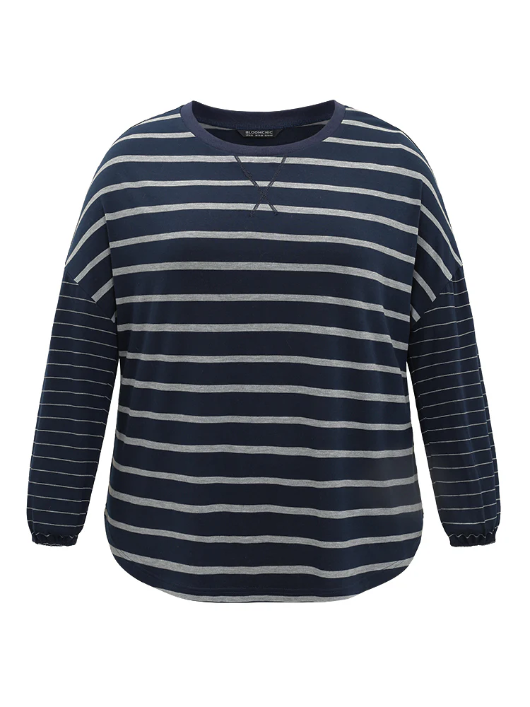 Striped Patchwork Curved Hem Stitch T-shirt - Image 5