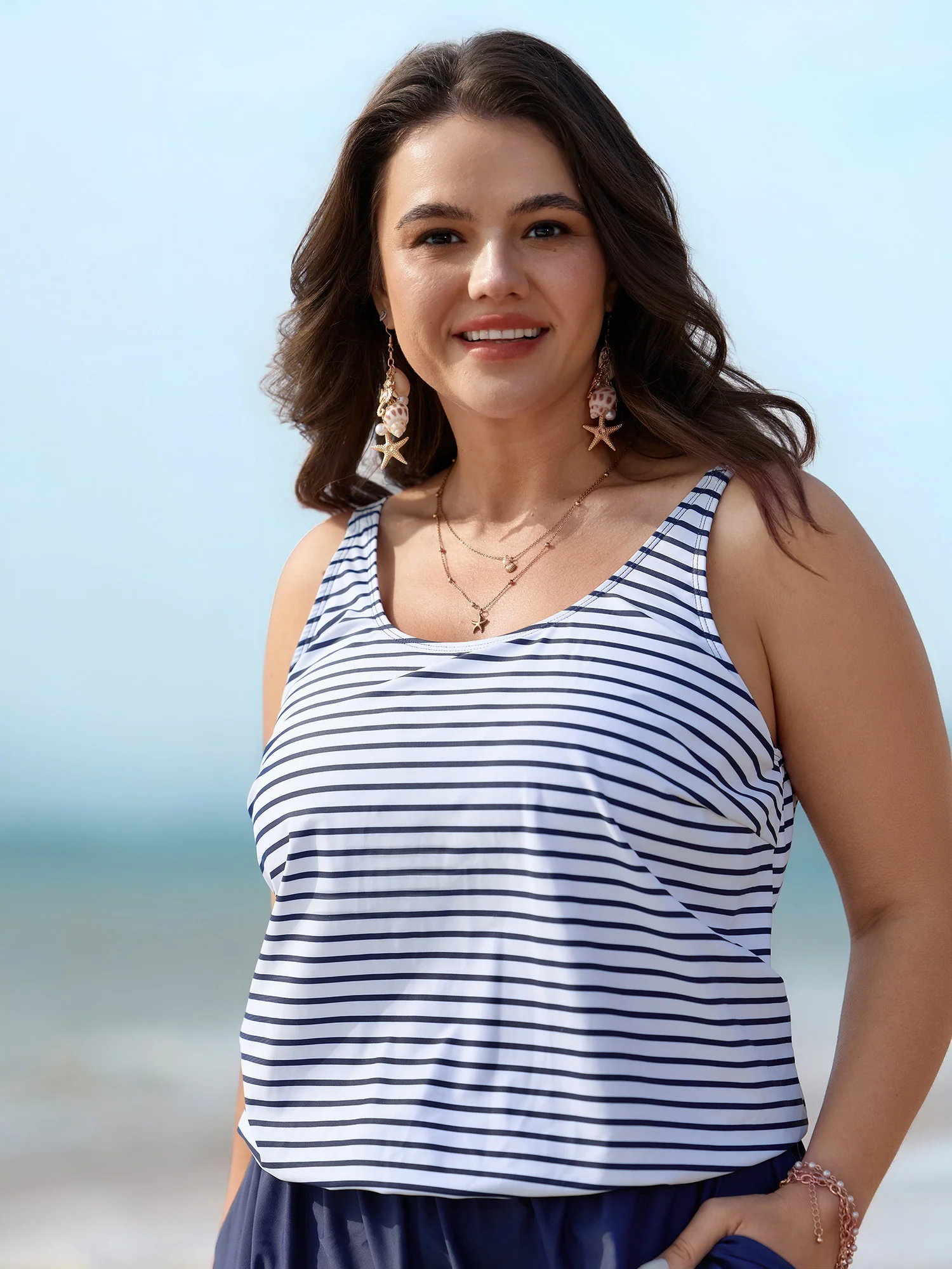 Striped Pockets Color Contrast One-Piece Swimsuit - Image 2