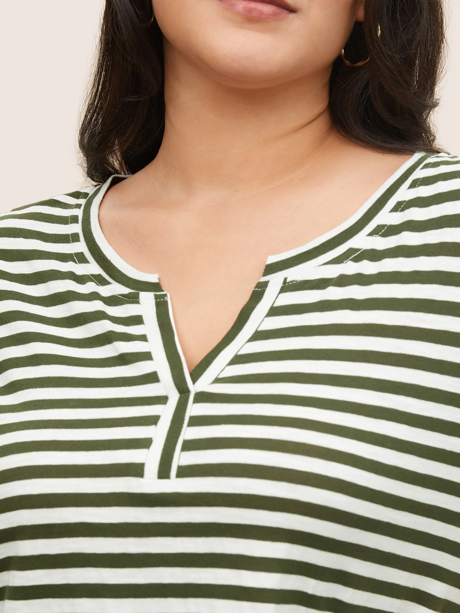 Striped Print Notched T-shirt - Image 4