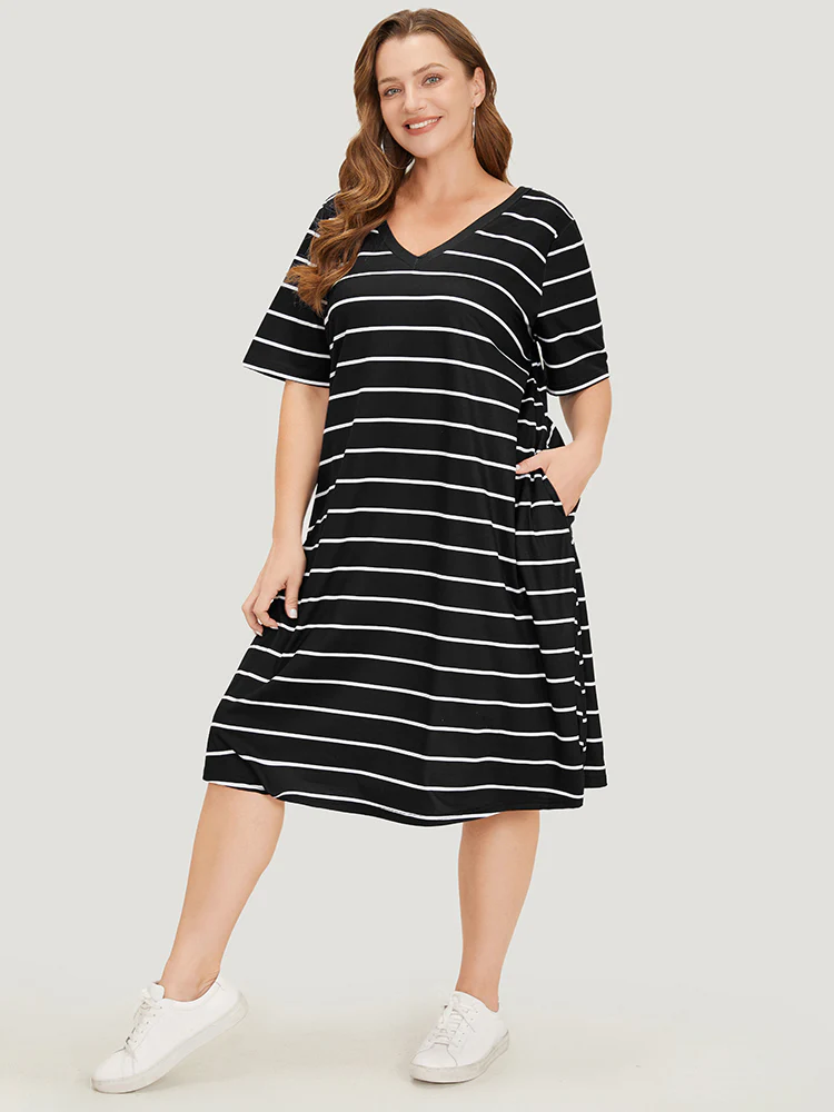 Striped Print Pocket Flutter Crossover Back Dress - Image 2