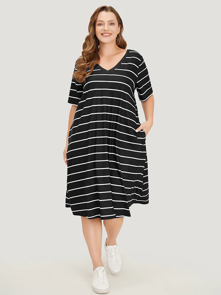 Striped Print Pocket Flutter Crossover Back Dress - Image 6