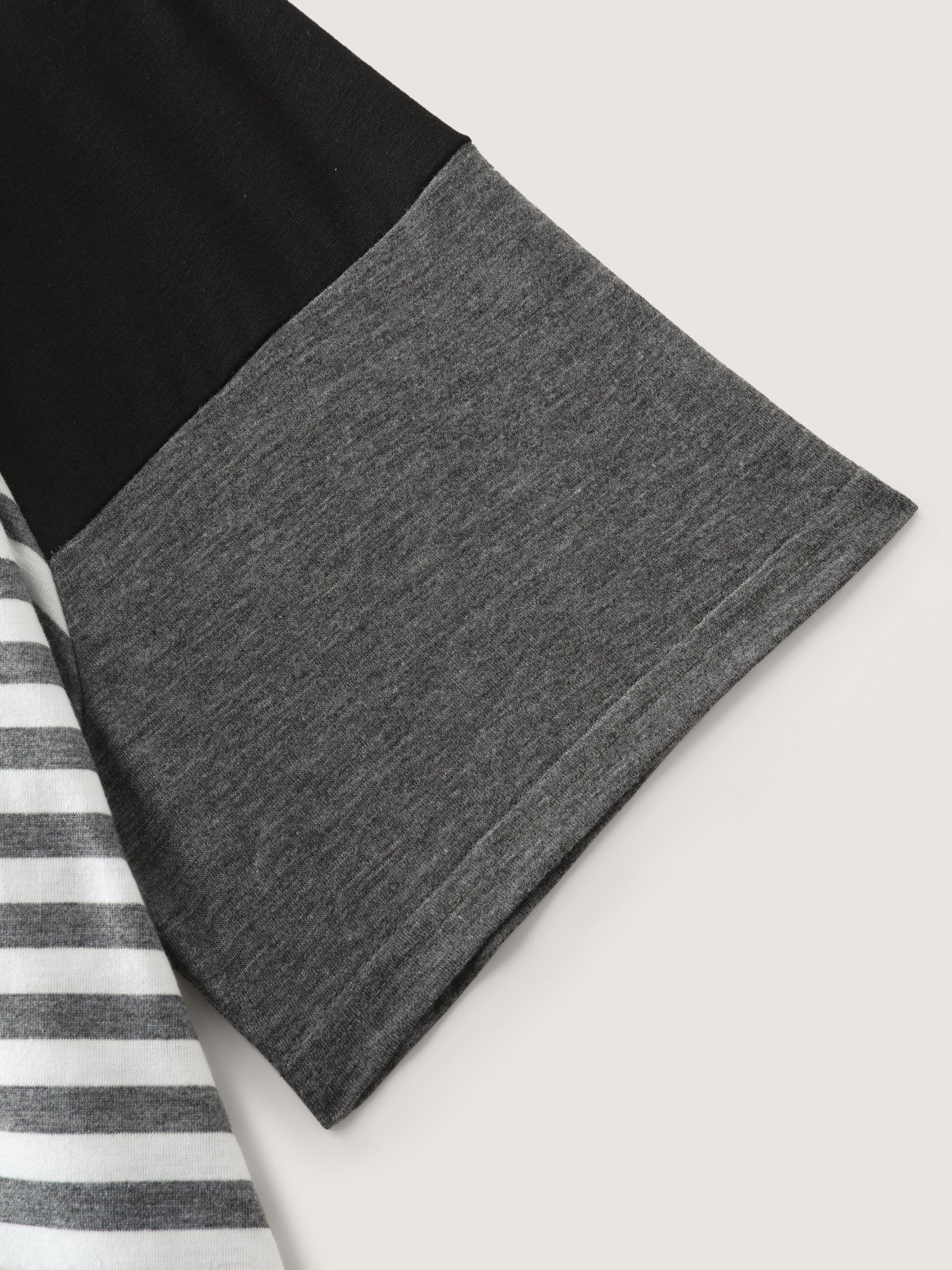 Striped Print Raglan Sleeve T-Shirt - Image 5