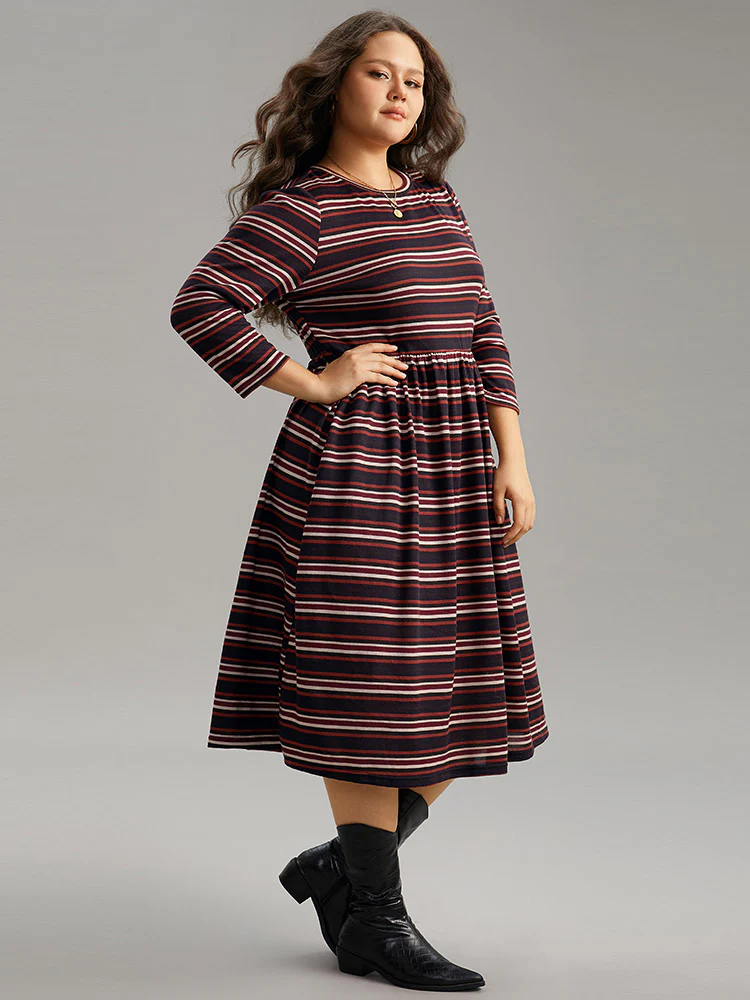 Striped Print Round Neck Pocket Elastic Waist Dress - Image 4