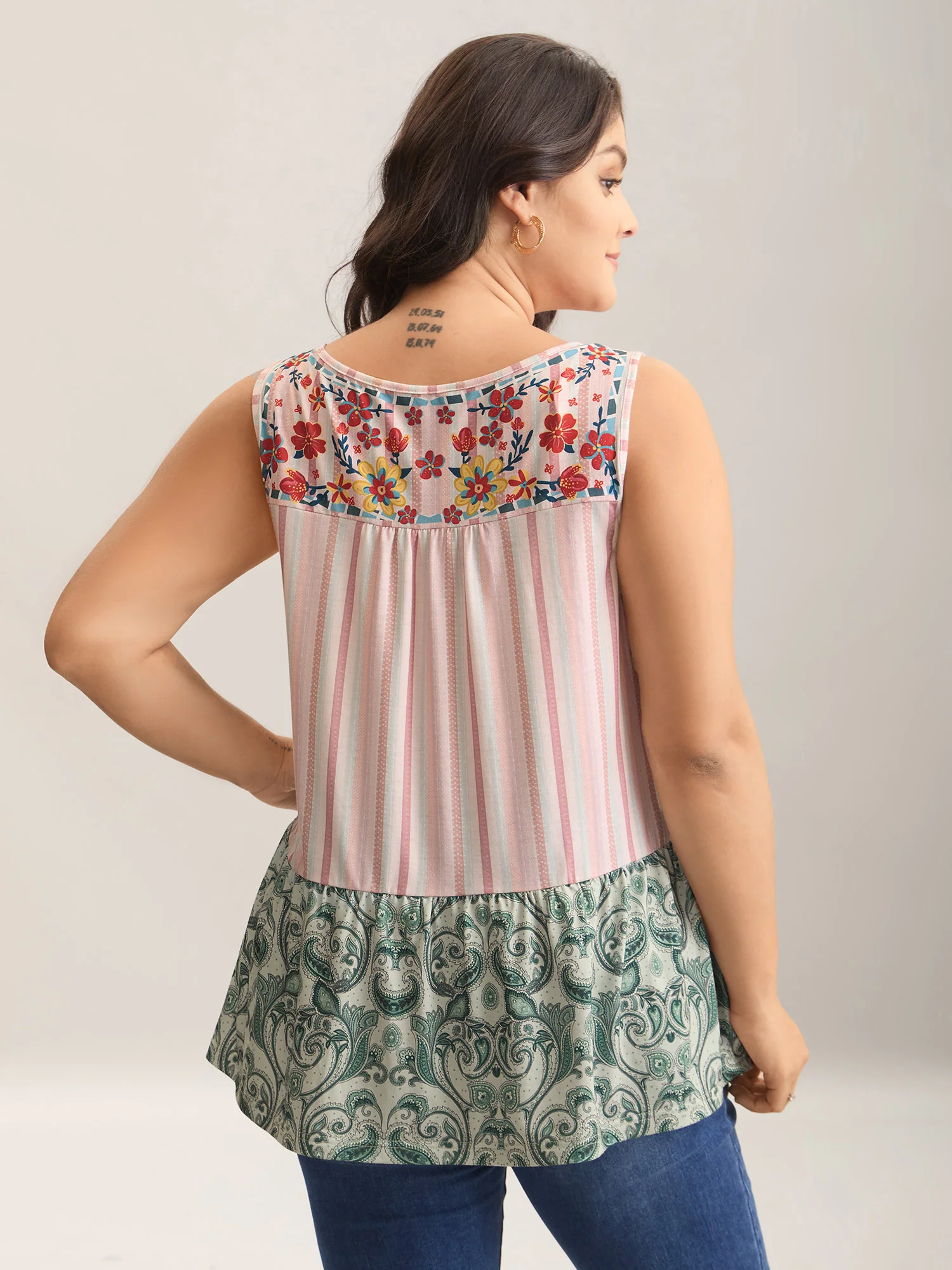 Striped Print Spliced Ruffled Tank Top - Image 2