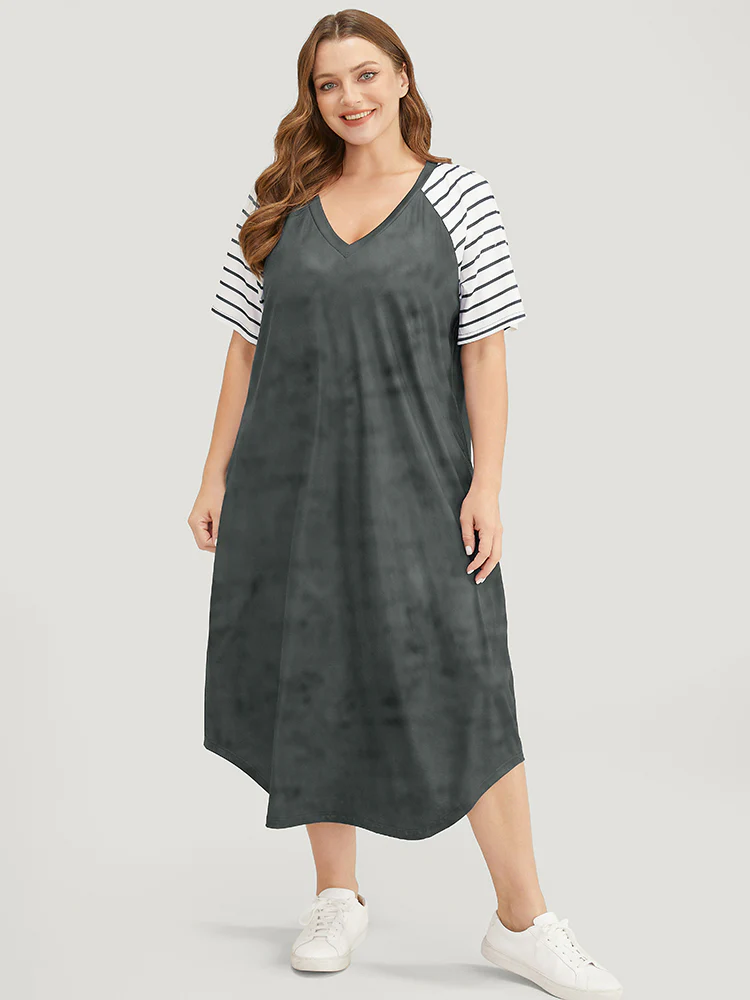 Striped Raglan Sleeve Pocket Arc Hem Dress