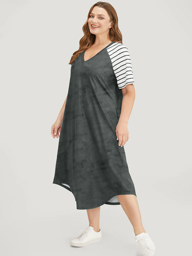 Striped Raglan Sleeve Pocket Arc Hem Dress - Image 2