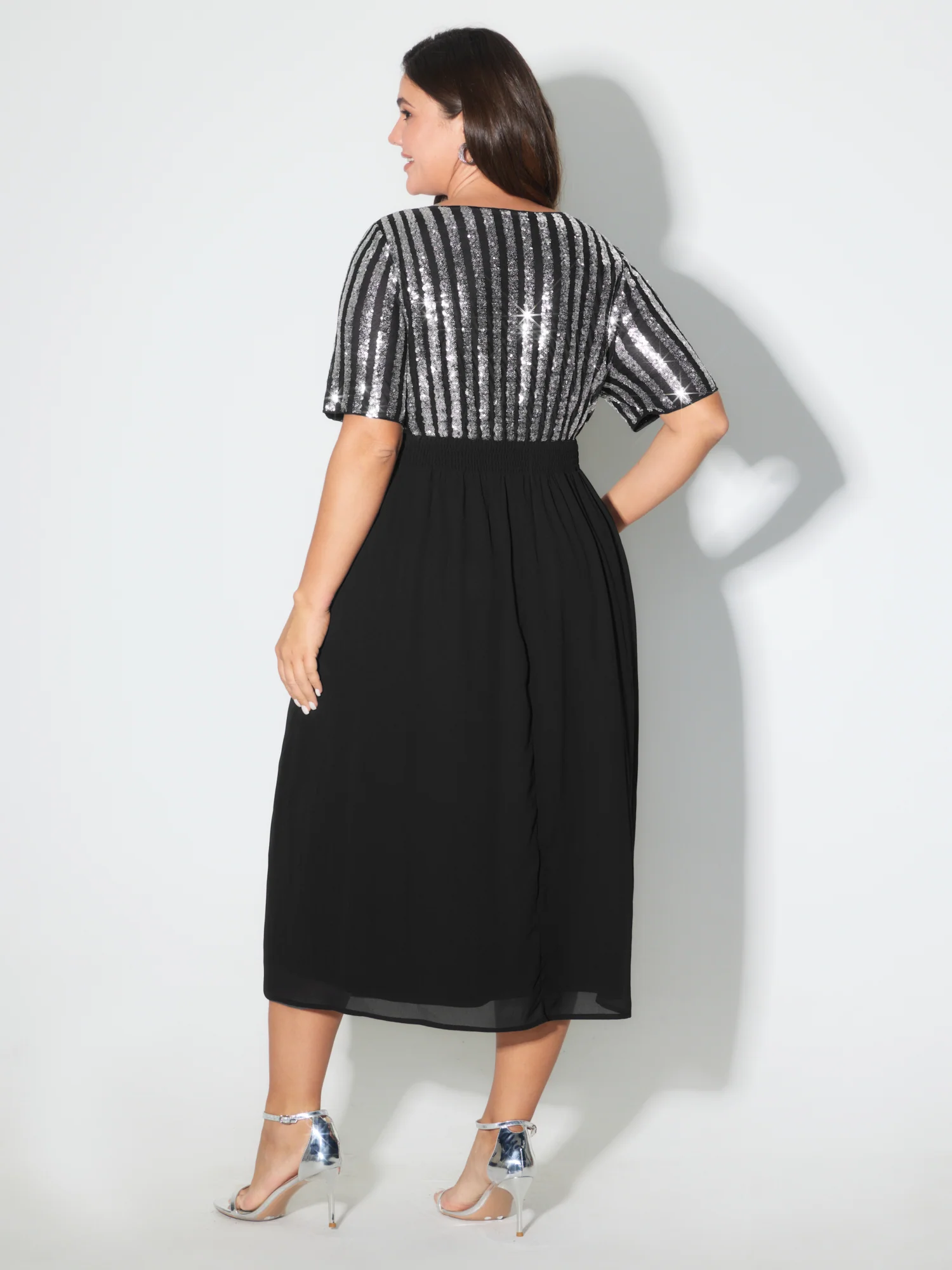 Striped Sequin V-Neck Contrast Midi Dress - Image 4