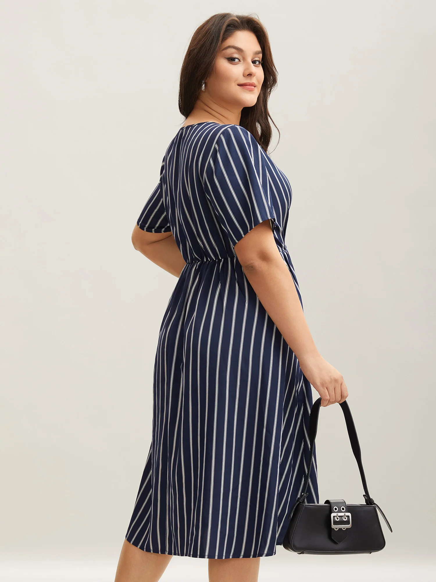 Striped Stretchy Waist Defining Pockets Dress - Image 4