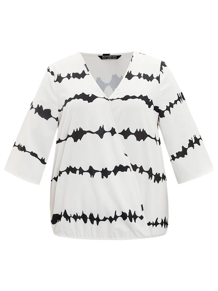 Striped Tie Dye V Neck Gathered Blouse - Image 8