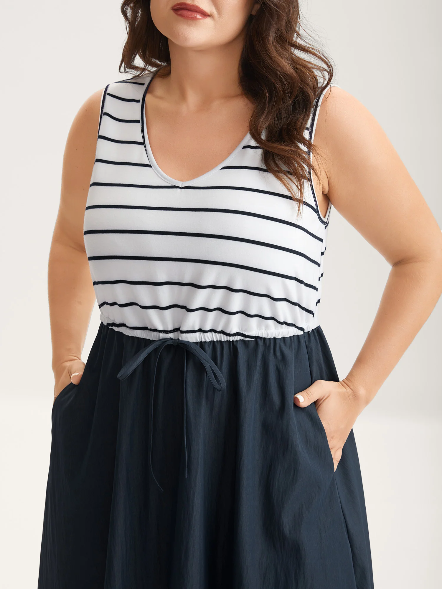 Stripes Color Contrast Pockets Midi Dress - Image 2