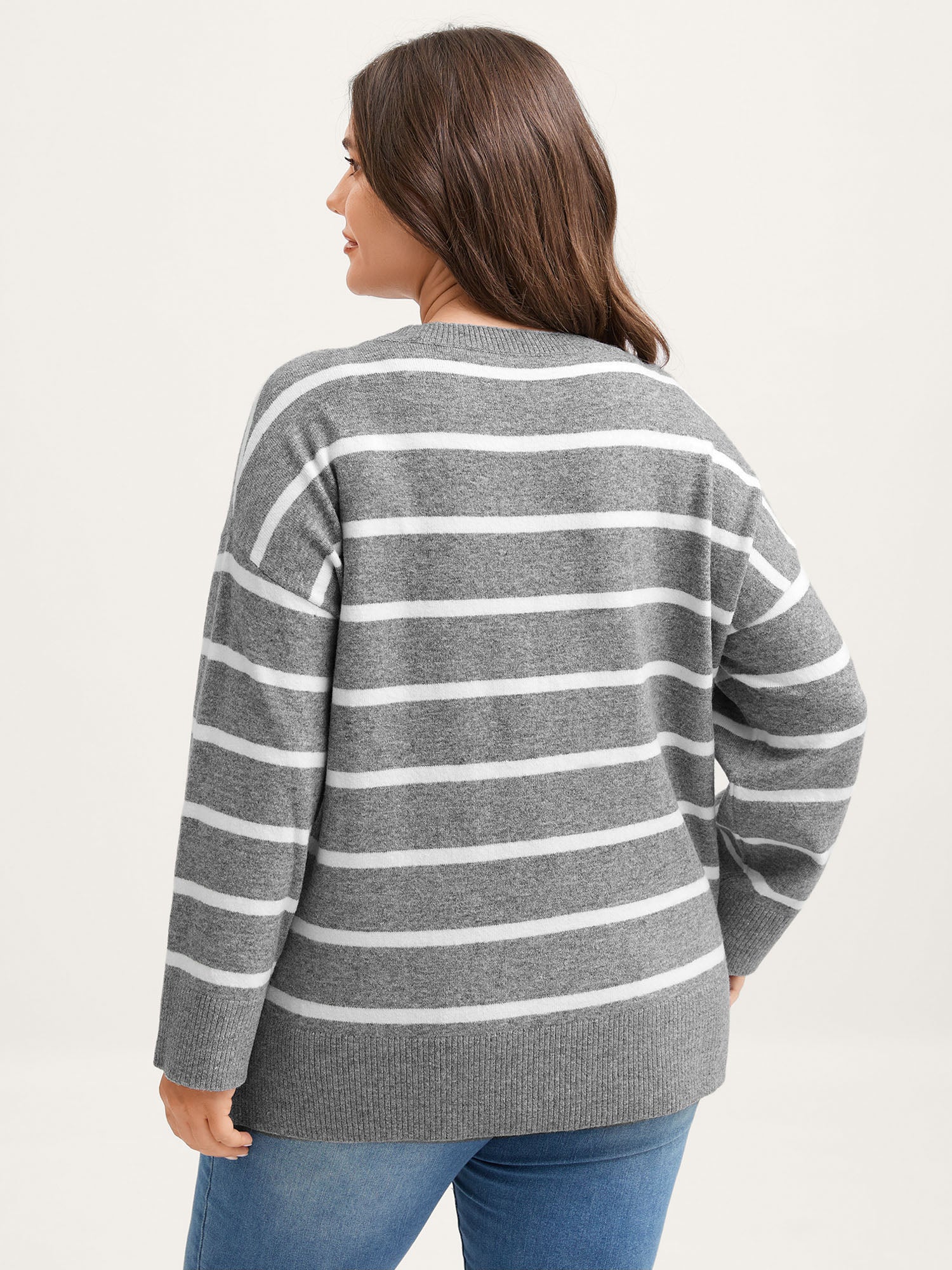 Stripes Print Round Neck Pullover - Image 5