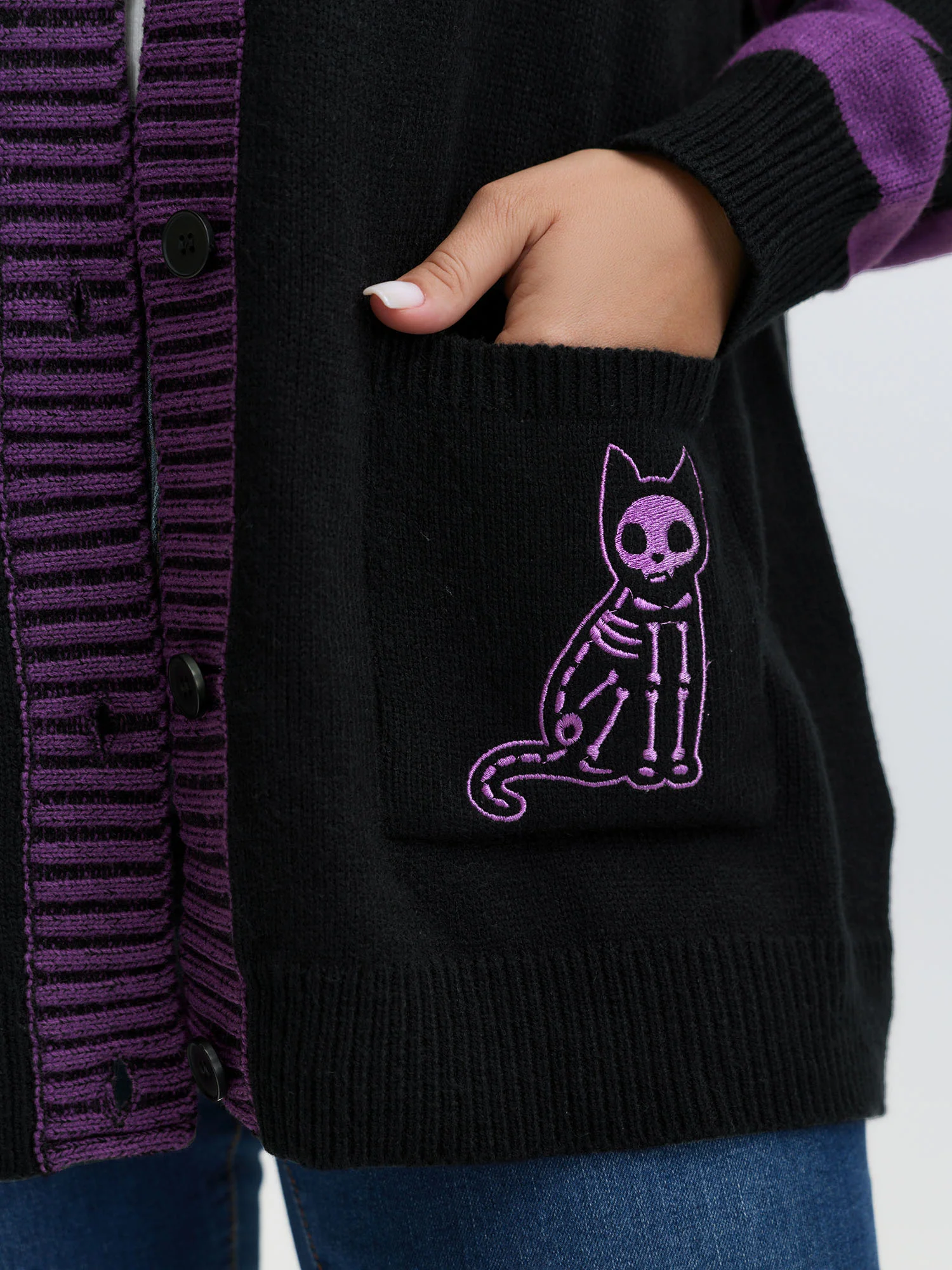Stripes Sleeve Contrast Hooded Cardigan - Image 4