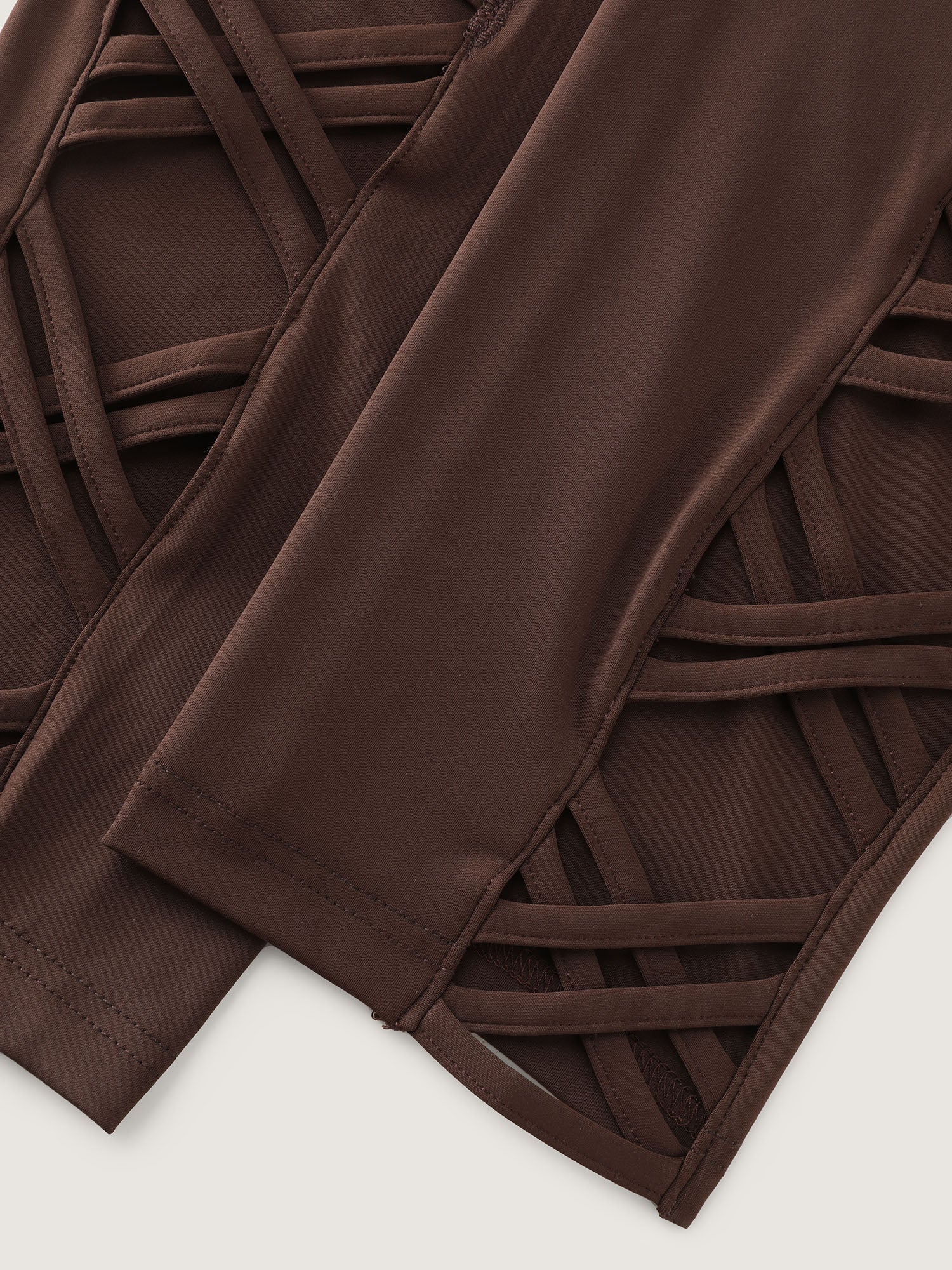 Super Stretchy Crisscross Pockets Capri Leggings - Image 9