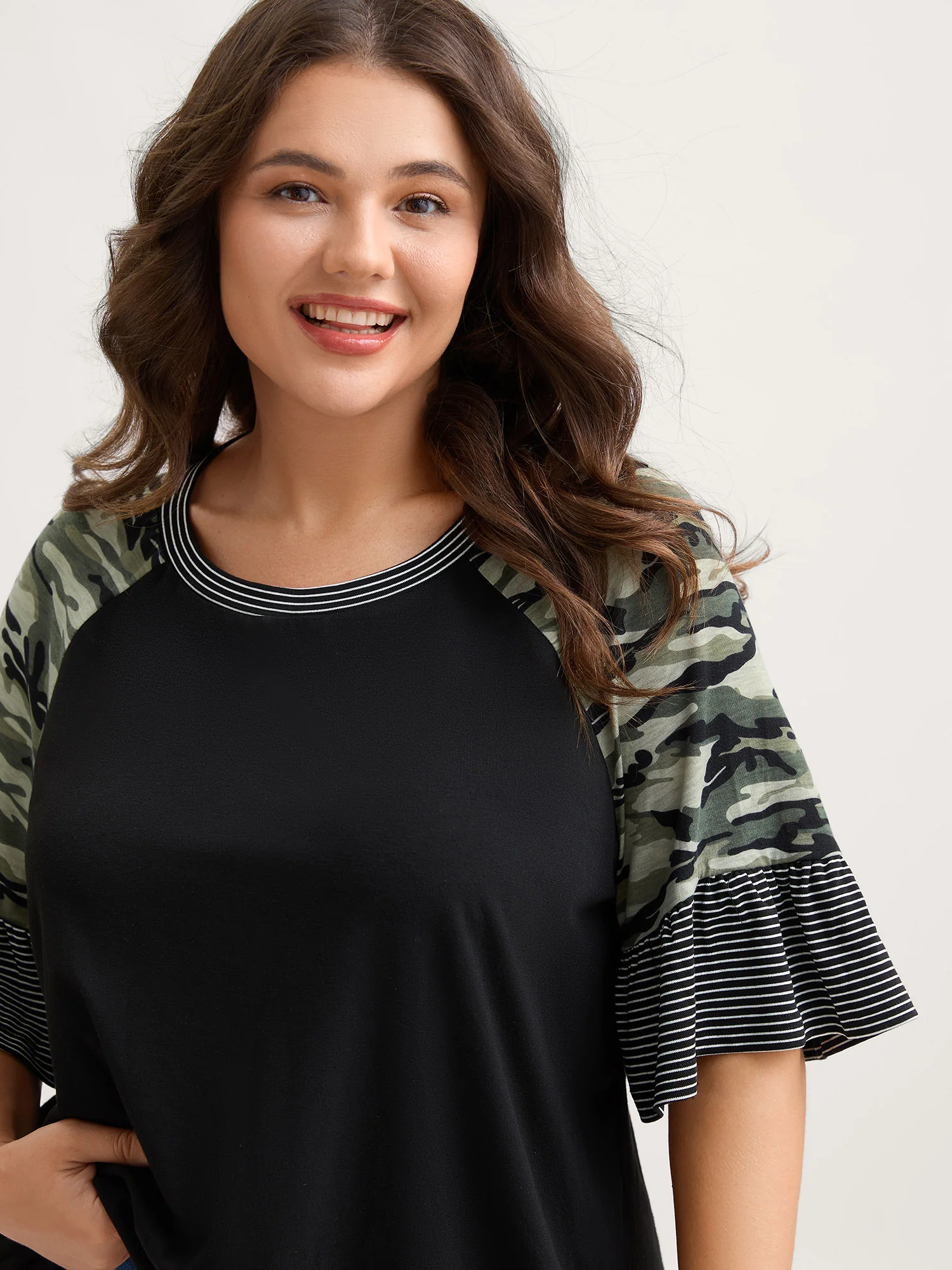 Supersof Camouflage Sleeve Contrast T-Shirt - Image 2