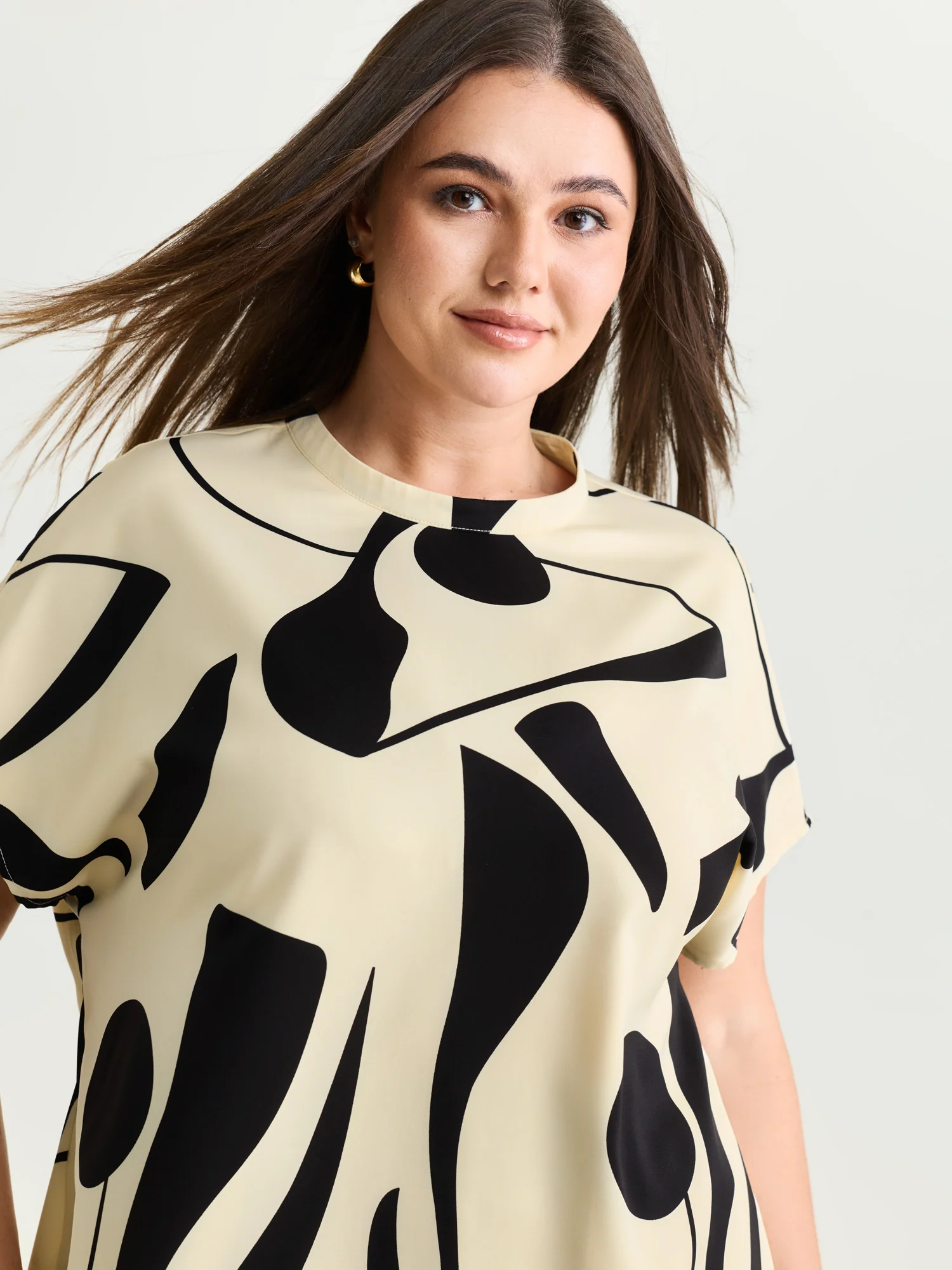Supersoft Abstract Print Breathable Blouse - Image 2