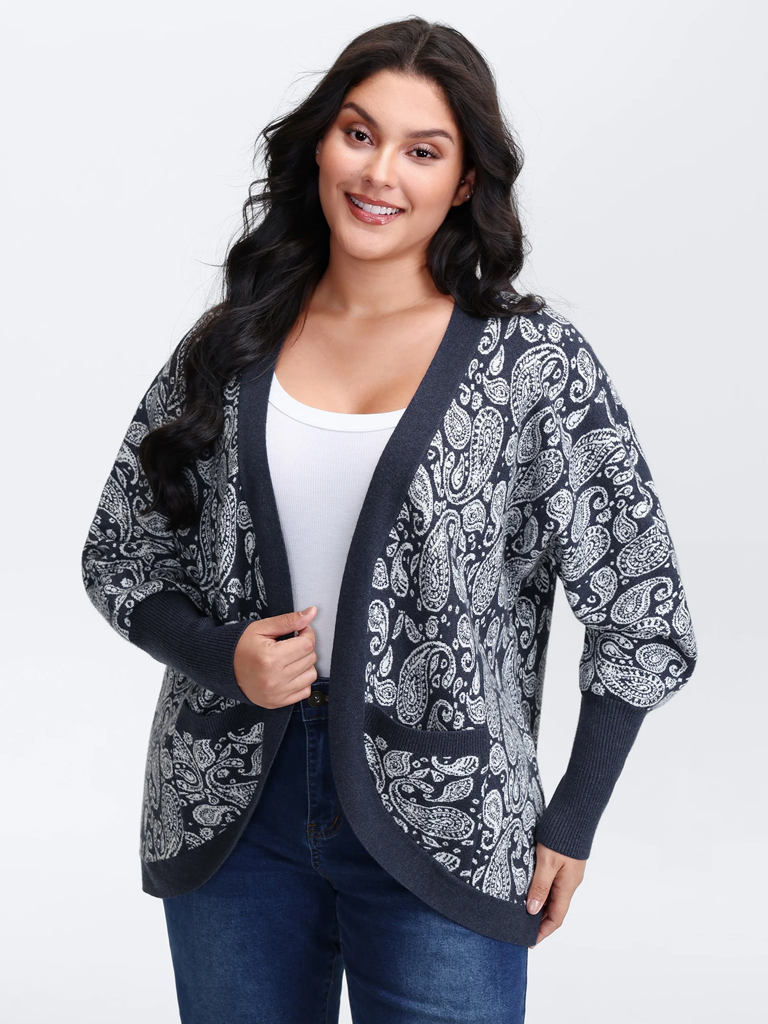 Supersoft Arc Hem Paisley Print Pocket Knit Cardigan - Image 2