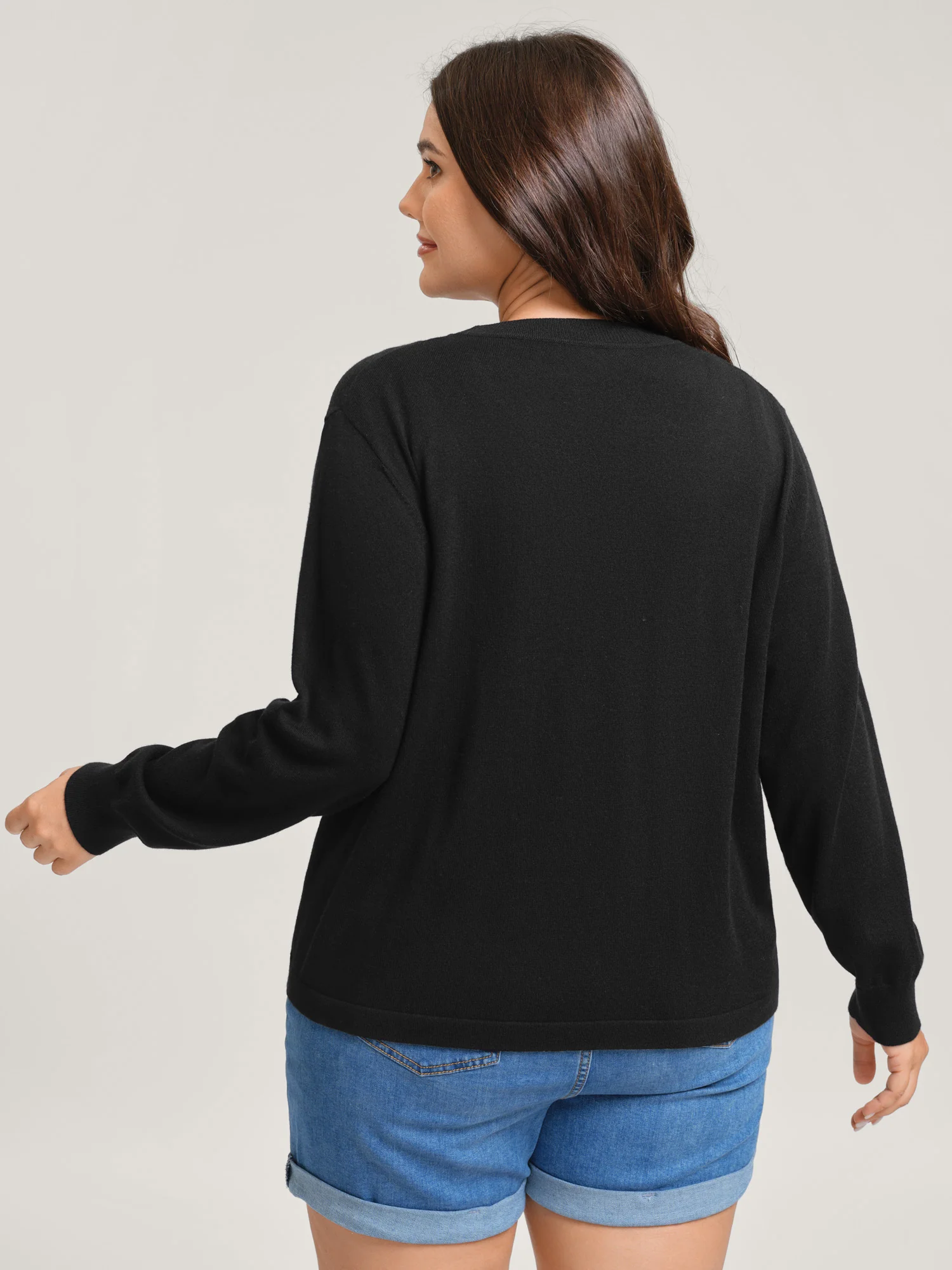 Supersoft Arc Swing Front-Open Lightweight Cardigan - Image 4