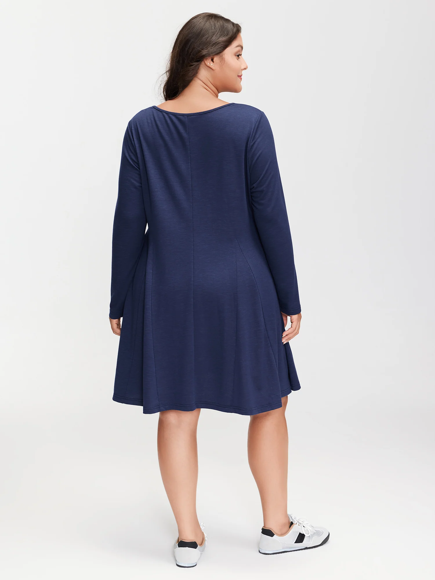 Supersoft Bamboo Textured Waist-Defining Midi Dress - Image 4
