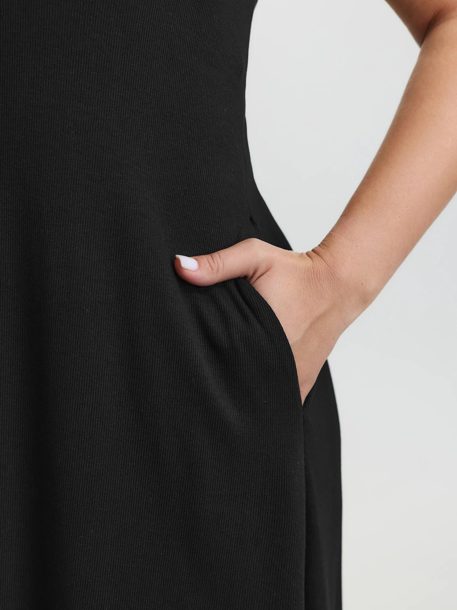 Supersoft Built-in Padded Scoop Neck Midi Dress - Image 4