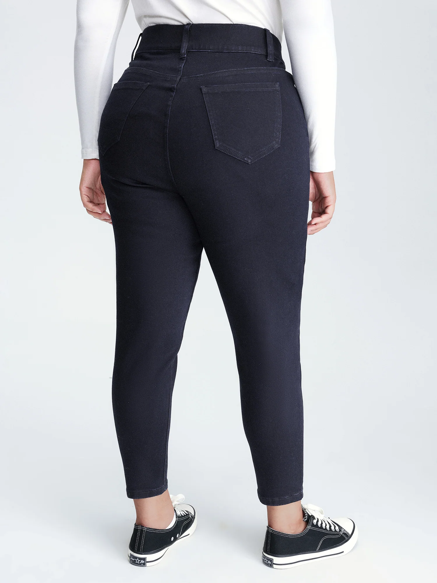 Supersoft Butt-Lifting Stretchy Skinny-Fit Jeans - Image 5